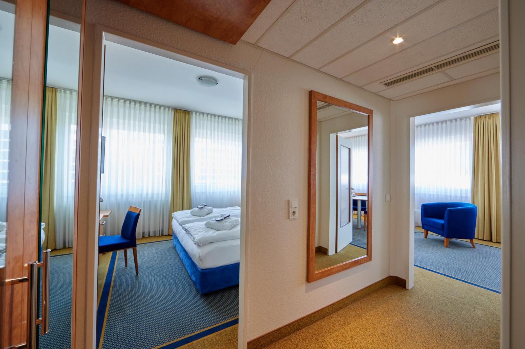 Junior Suite King Bed