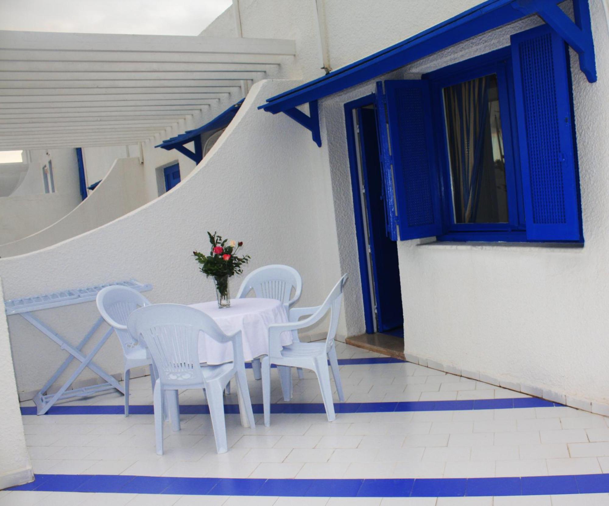 1-Bedroom Apartment