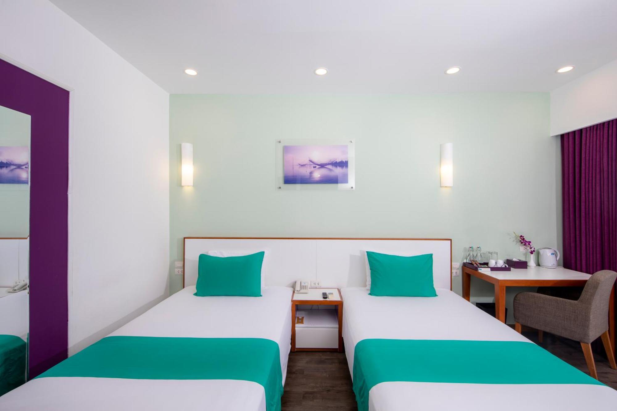 Superior Twin Room,1589124785:JPEG