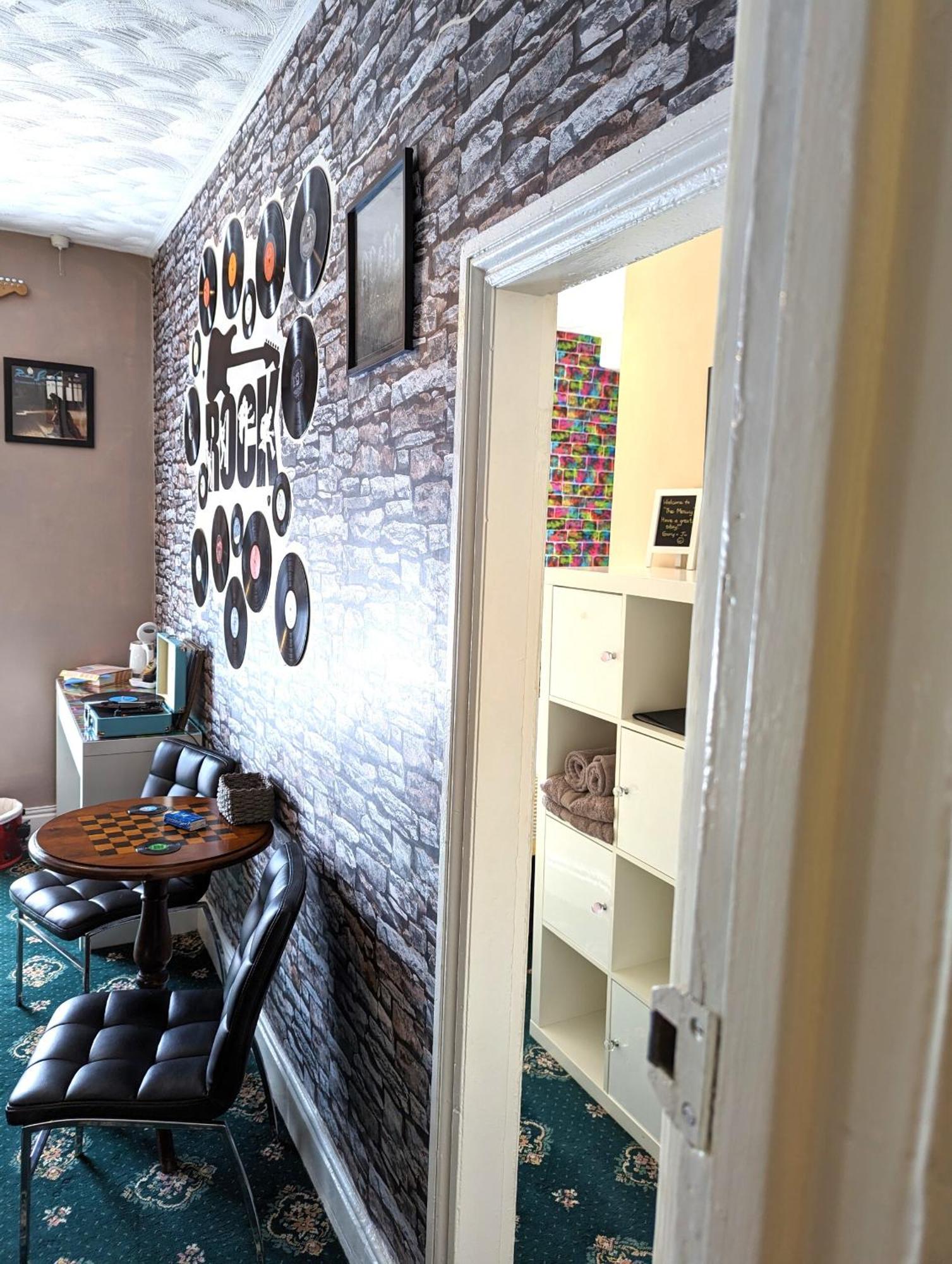 One-Bedroom Suite