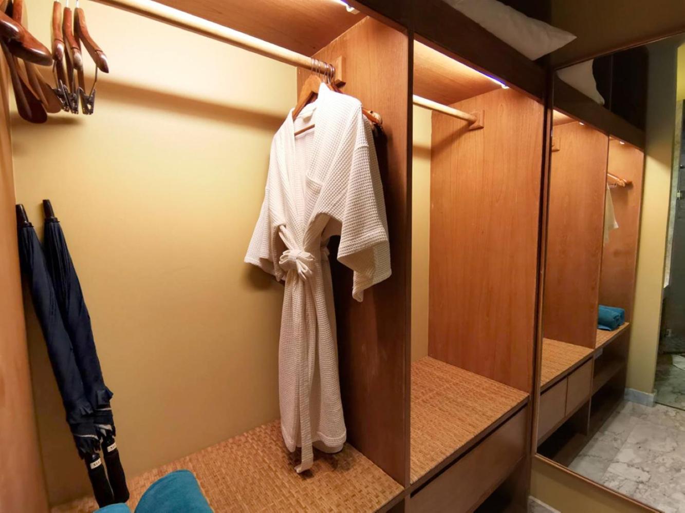 Grand Deluxe Room