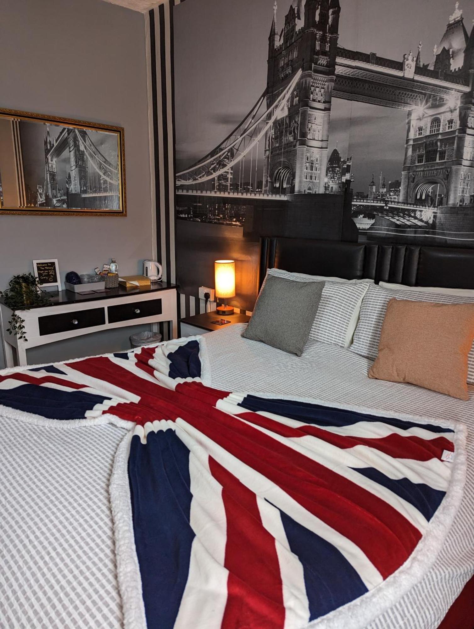 One-Bedroom Suite