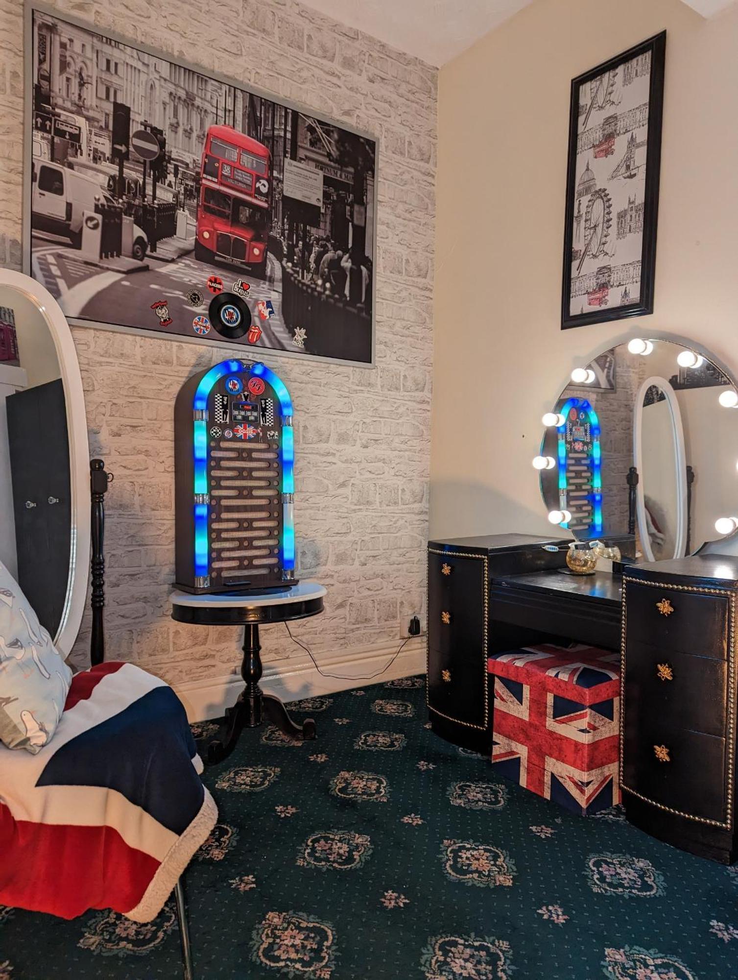 One-Bedroom Suite