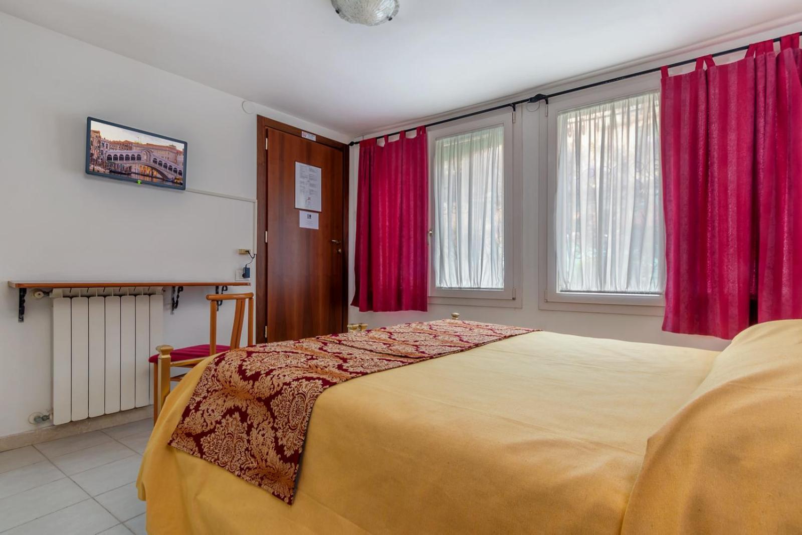 Economy Double Room
