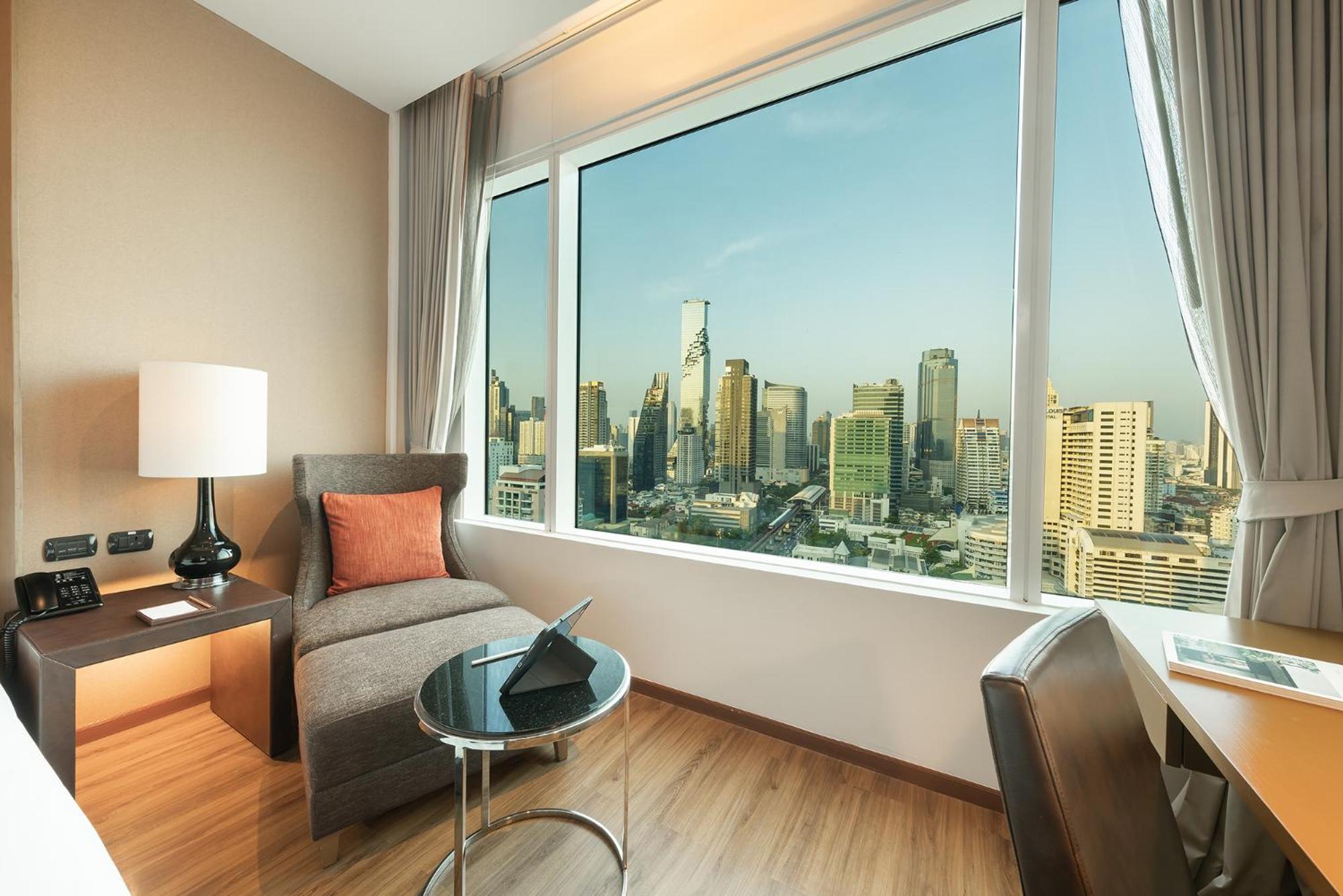 Superior Sky Mahanakhon Room