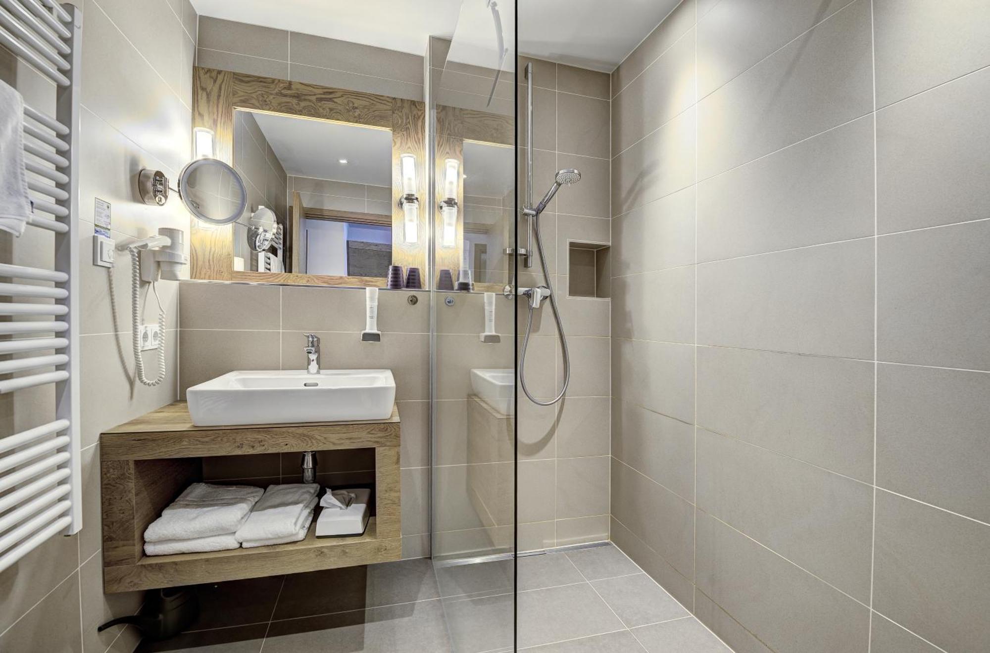 Premium Plus Family Room