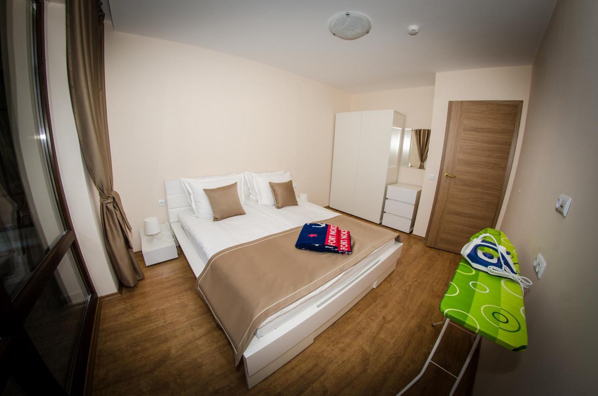 One-Bedroom Apartment with Balcony (4 Adults )