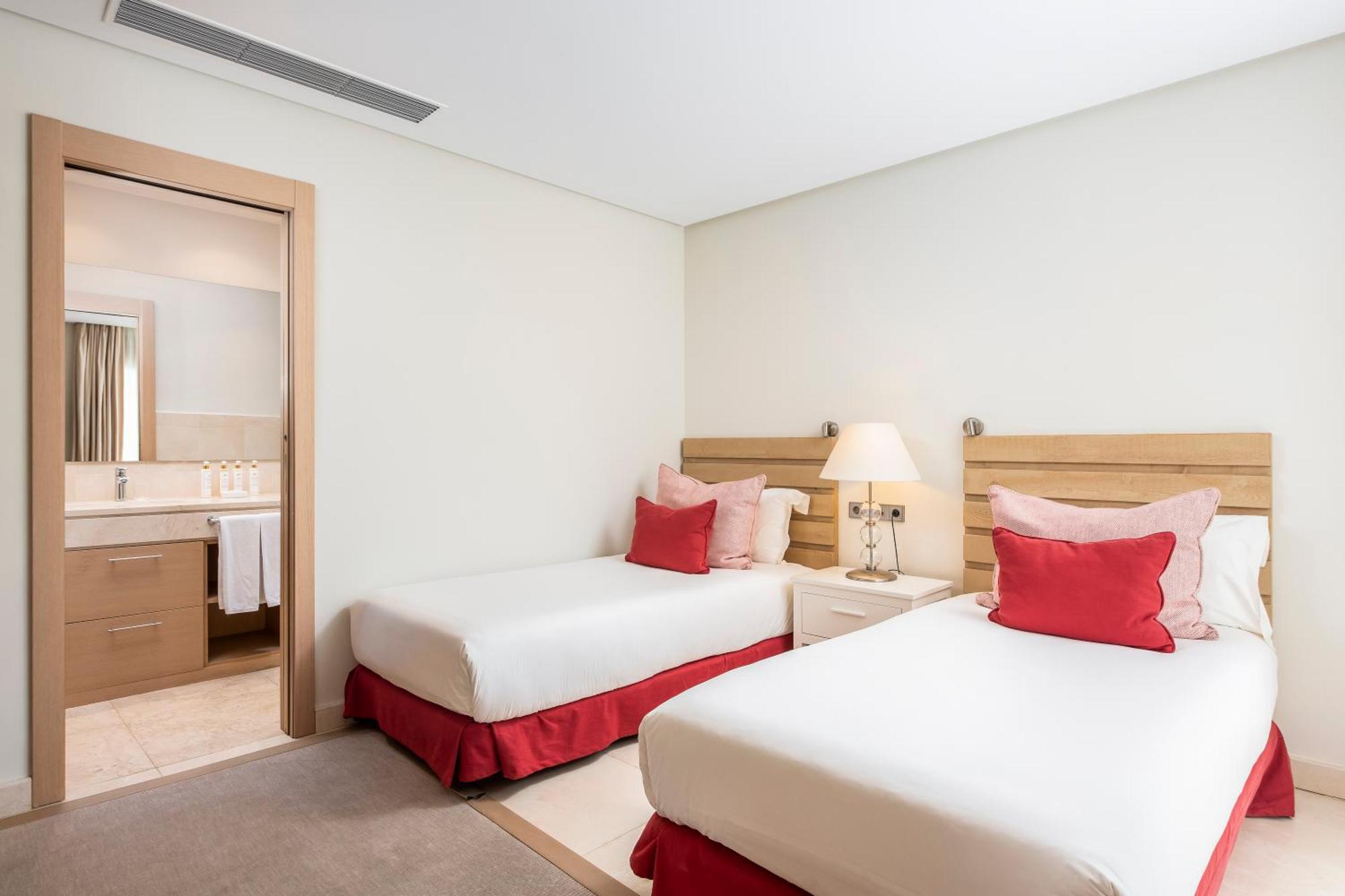 Three-Bedroom Suite Partial Sea View