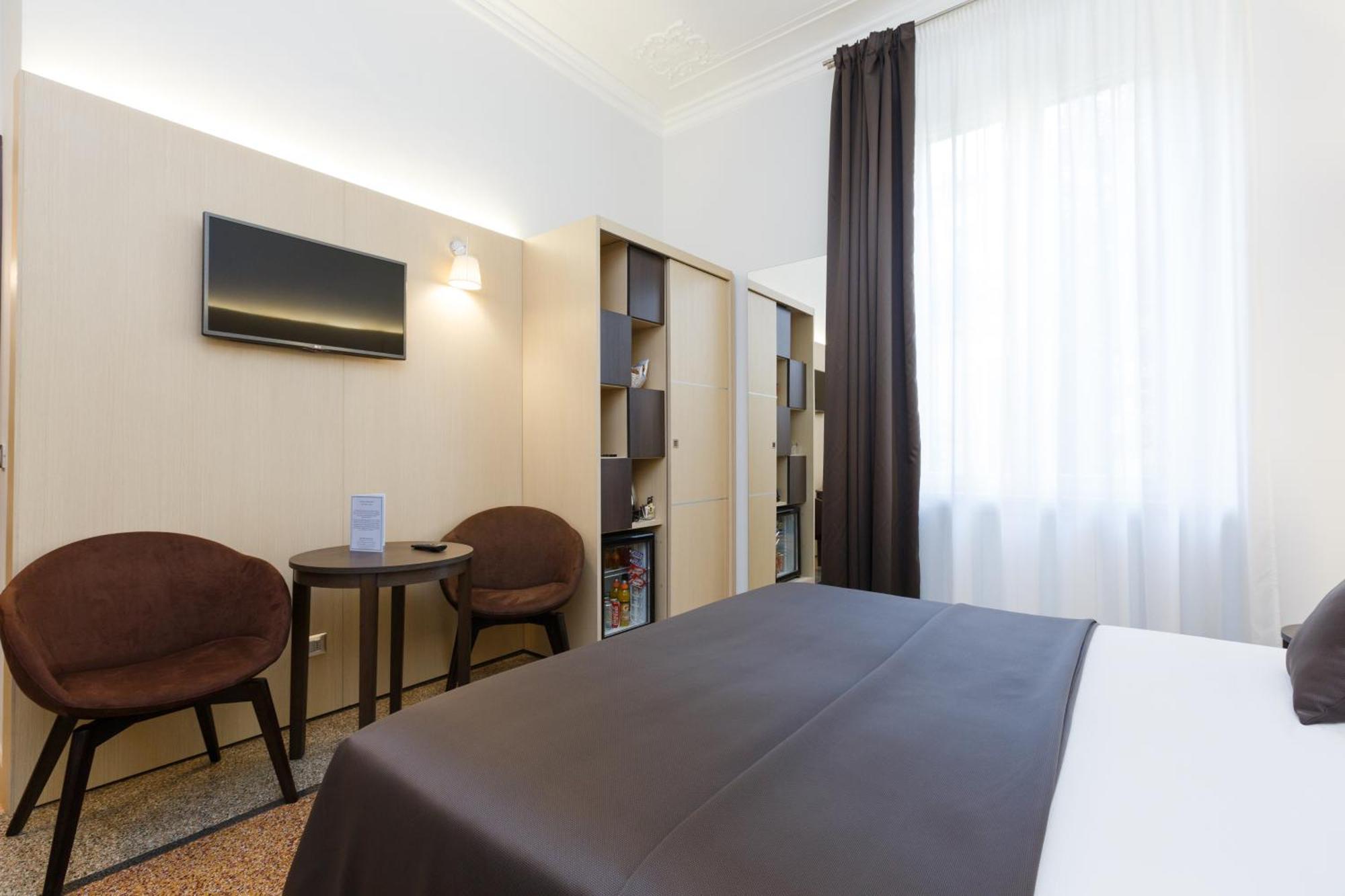 Deluxe Double or Twin Room Garden View