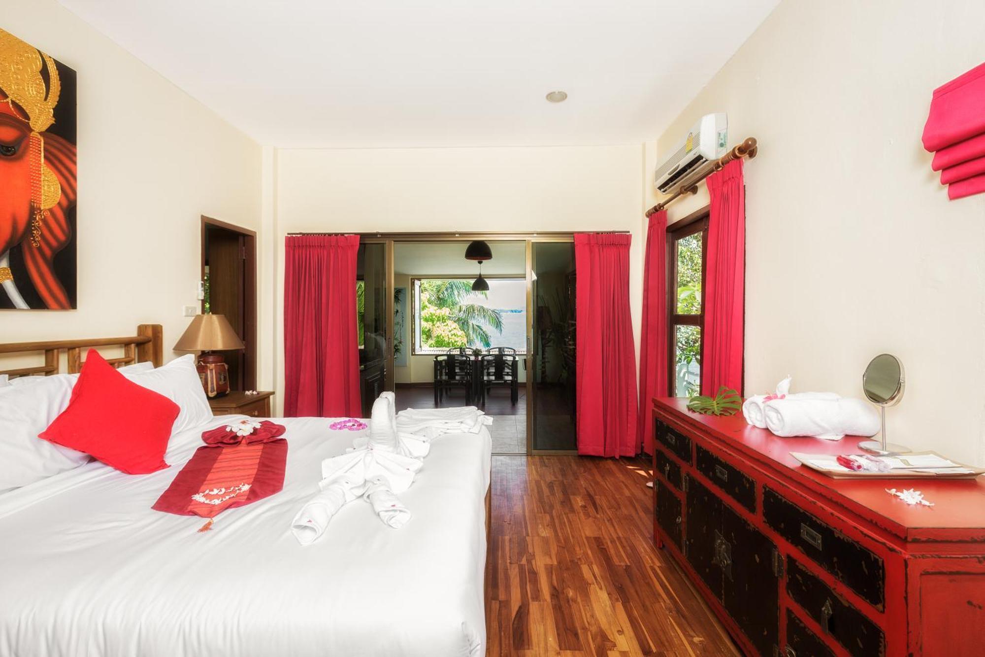 Ocean view executive 2 bedroom villa