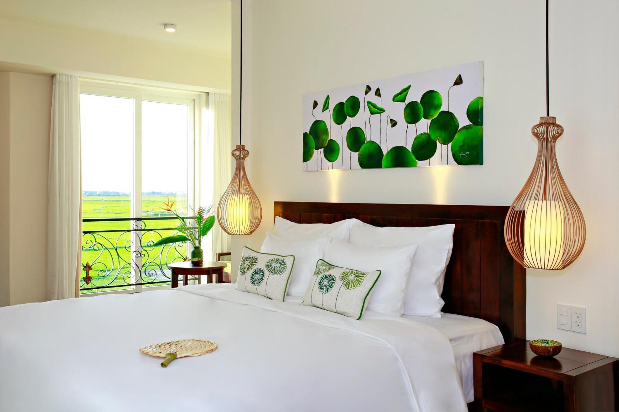 Deluxe Double or Twin Room Rice Field View