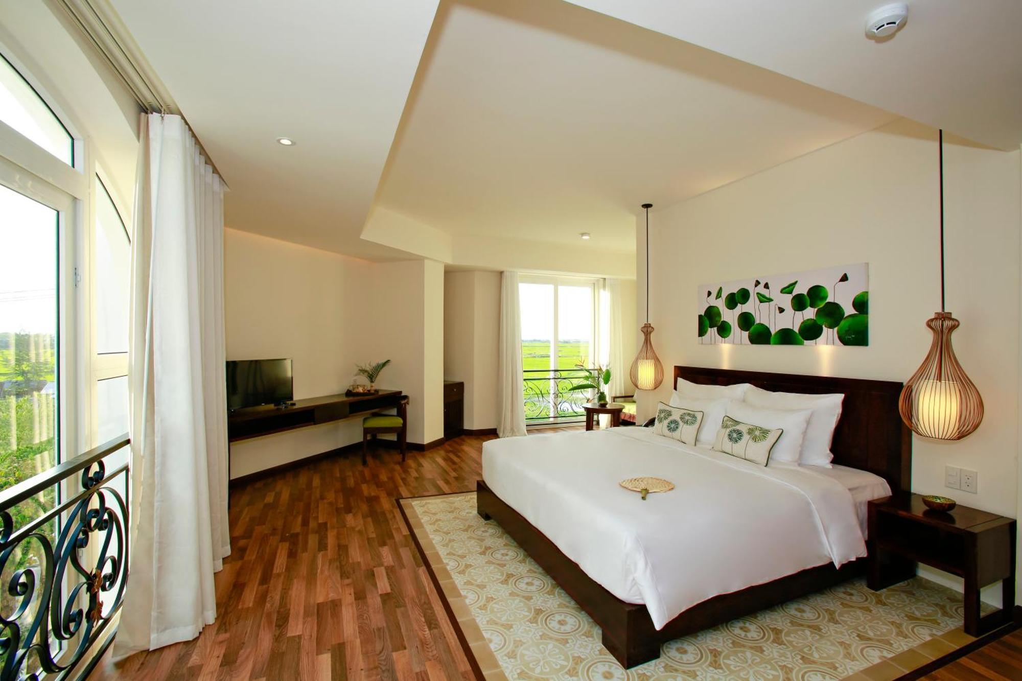 Deluxe Double or Twin Room Rice Field View