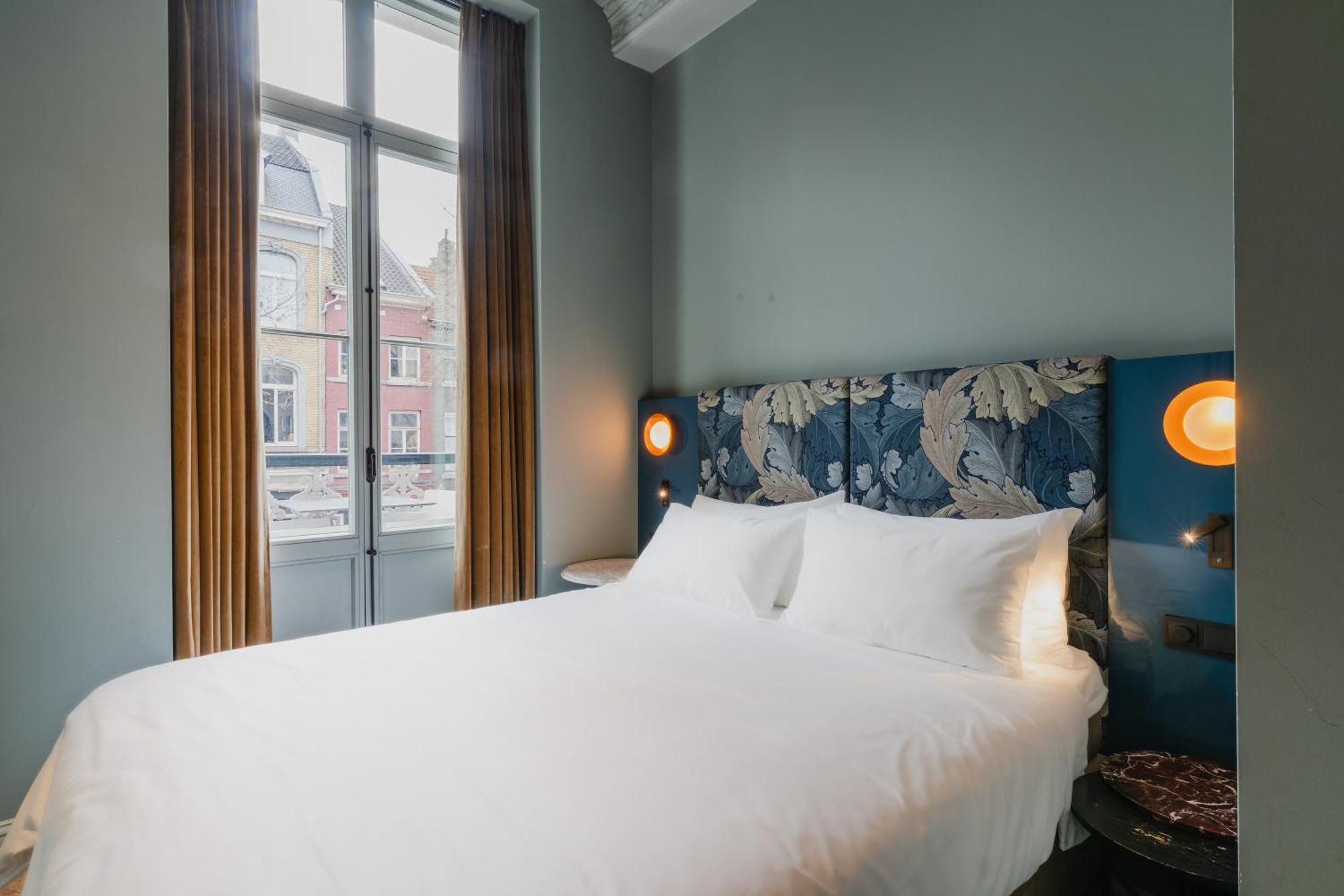 Small Double Room,1588334611:JPEG