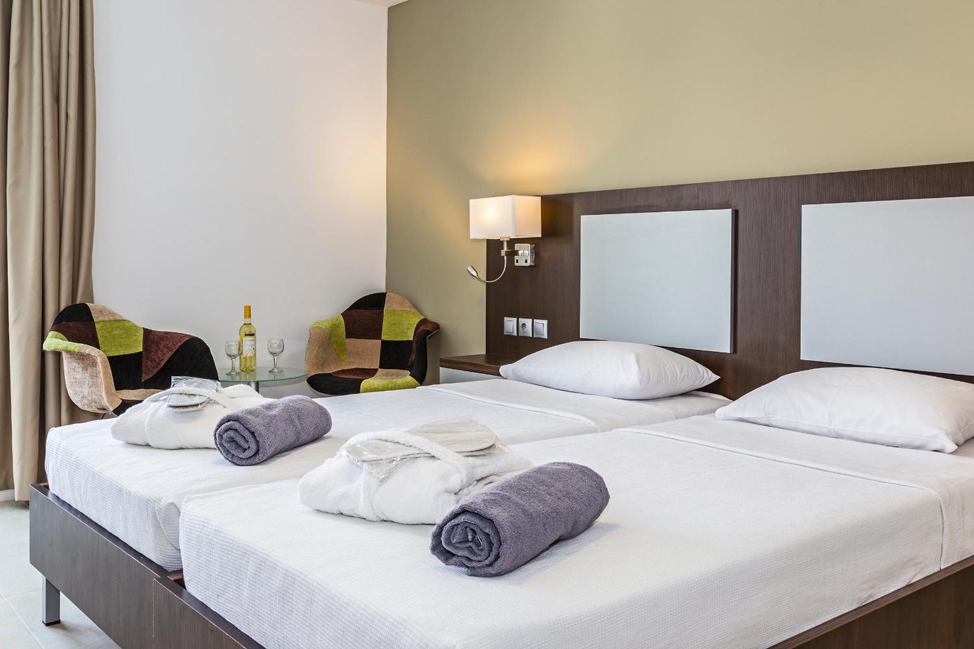 Superior Room Land View