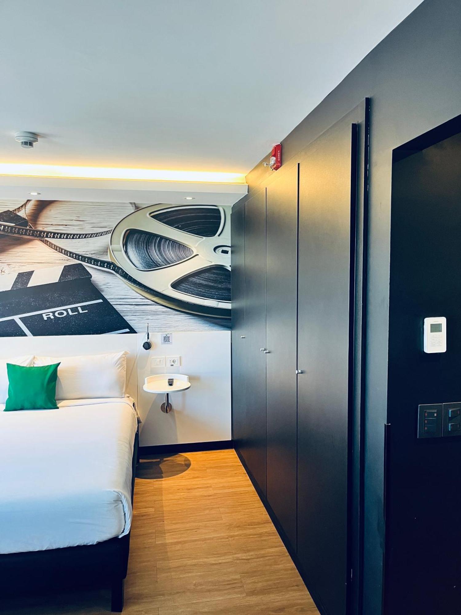 Quarto Duplo Standard