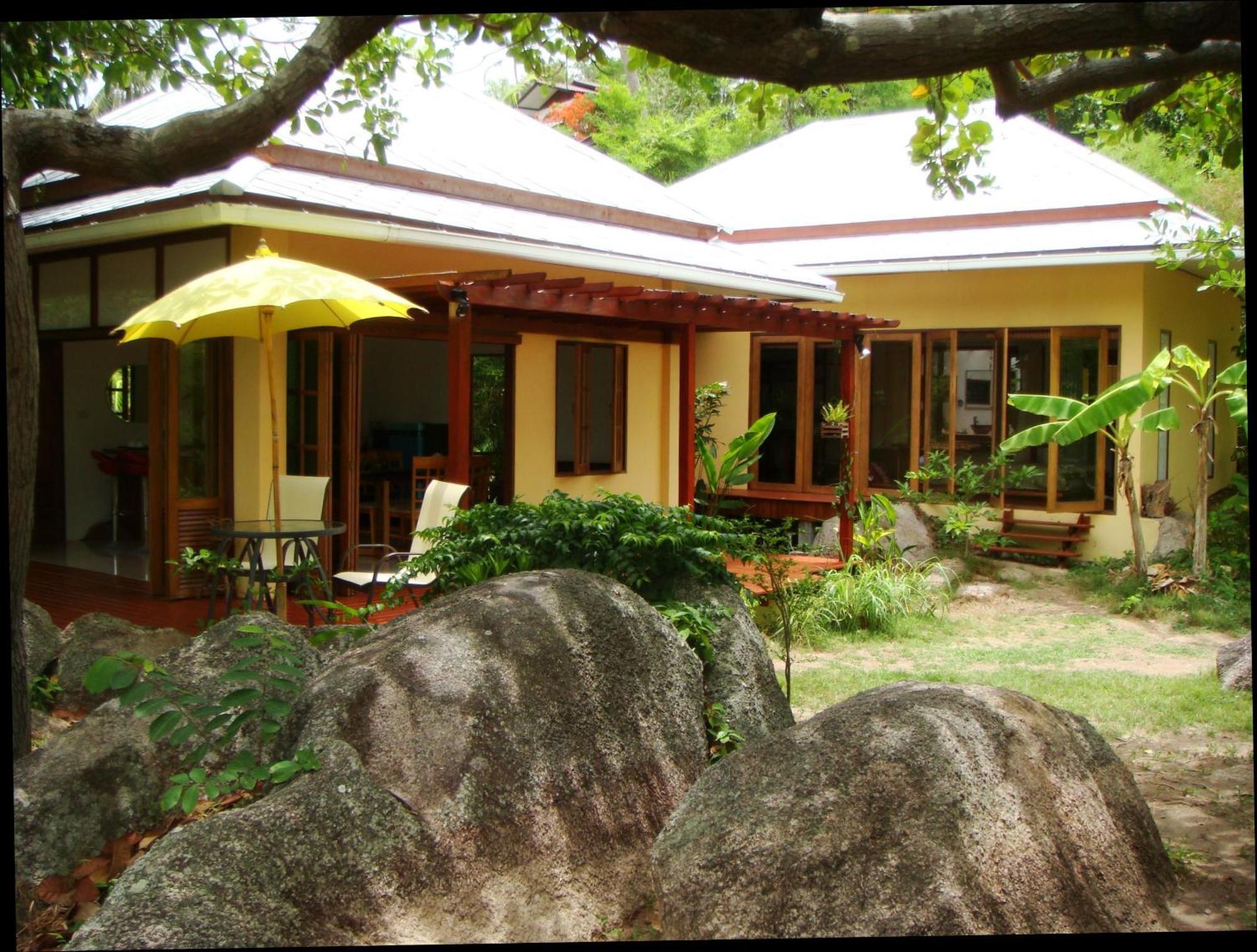 Twin Villa Baan Coo