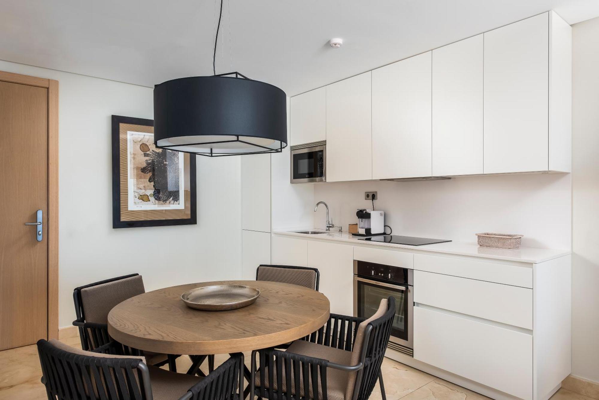 One-Bedroom Suite Partial Sea View
