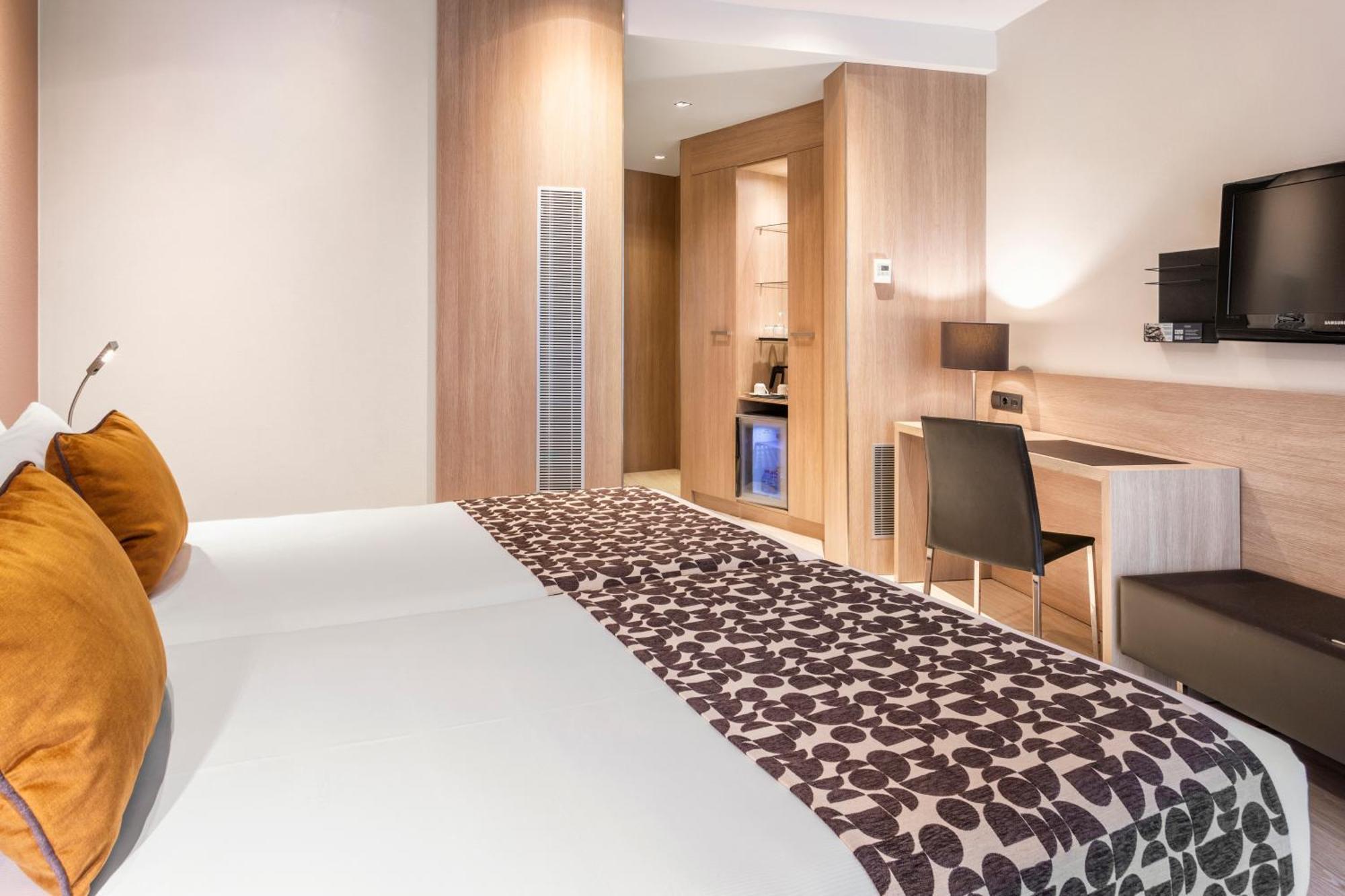 Double or Twin Room City View