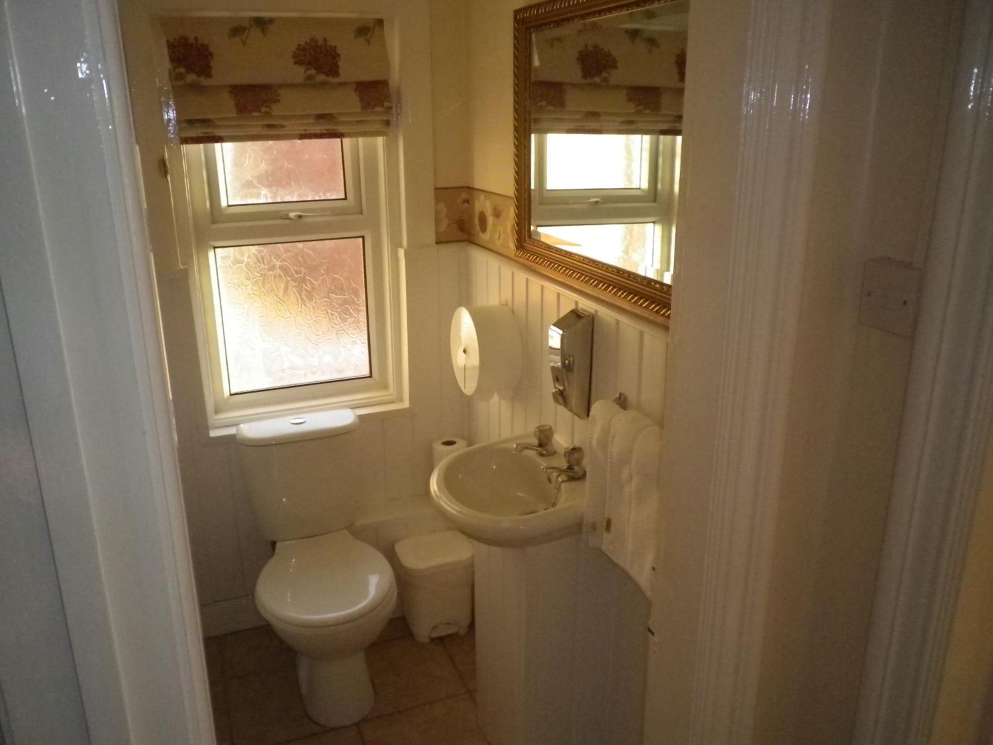 Double Room Private External Bathroom