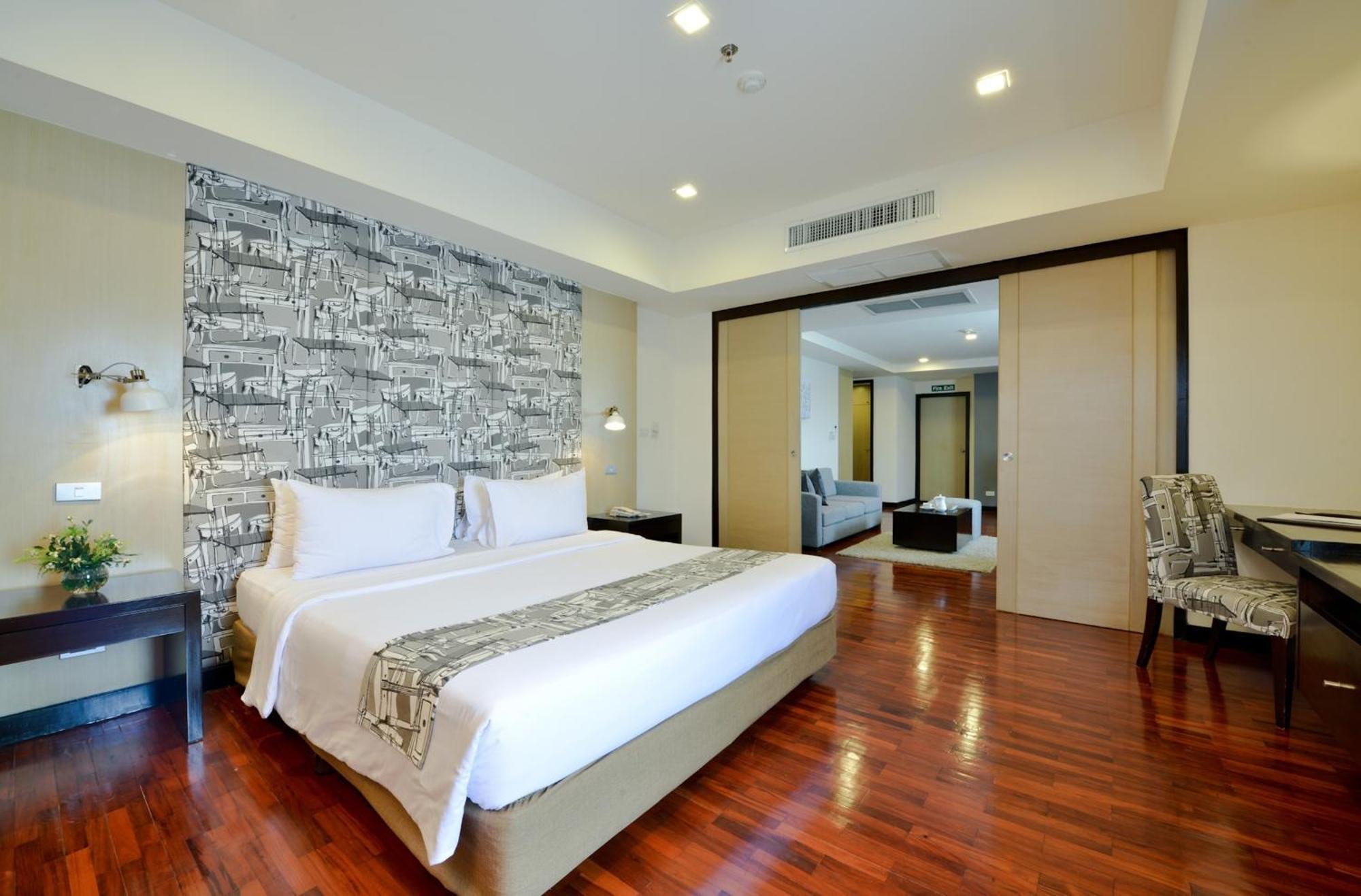 Premier Suite