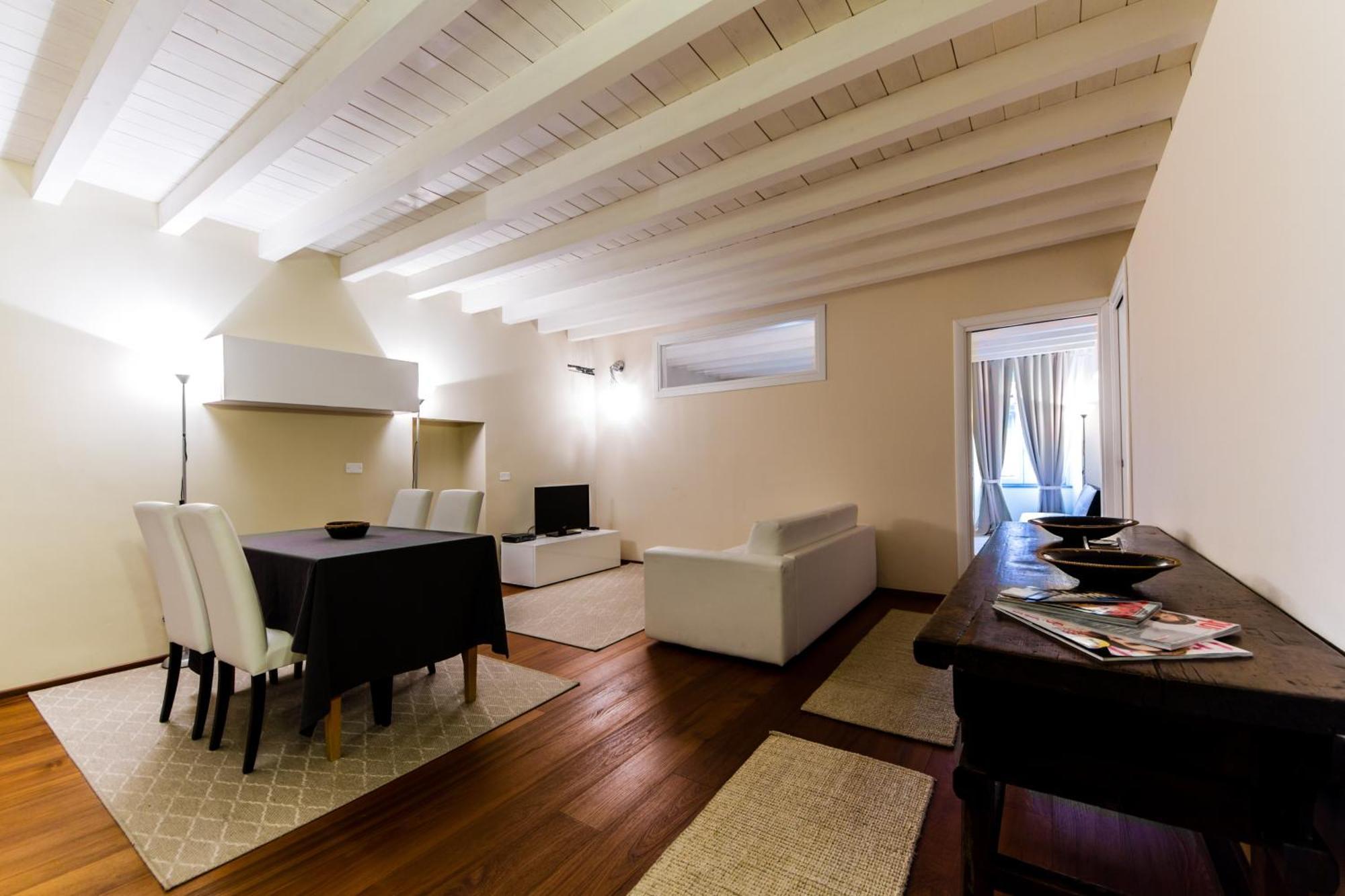Superior One-Bedroom Apartment City View