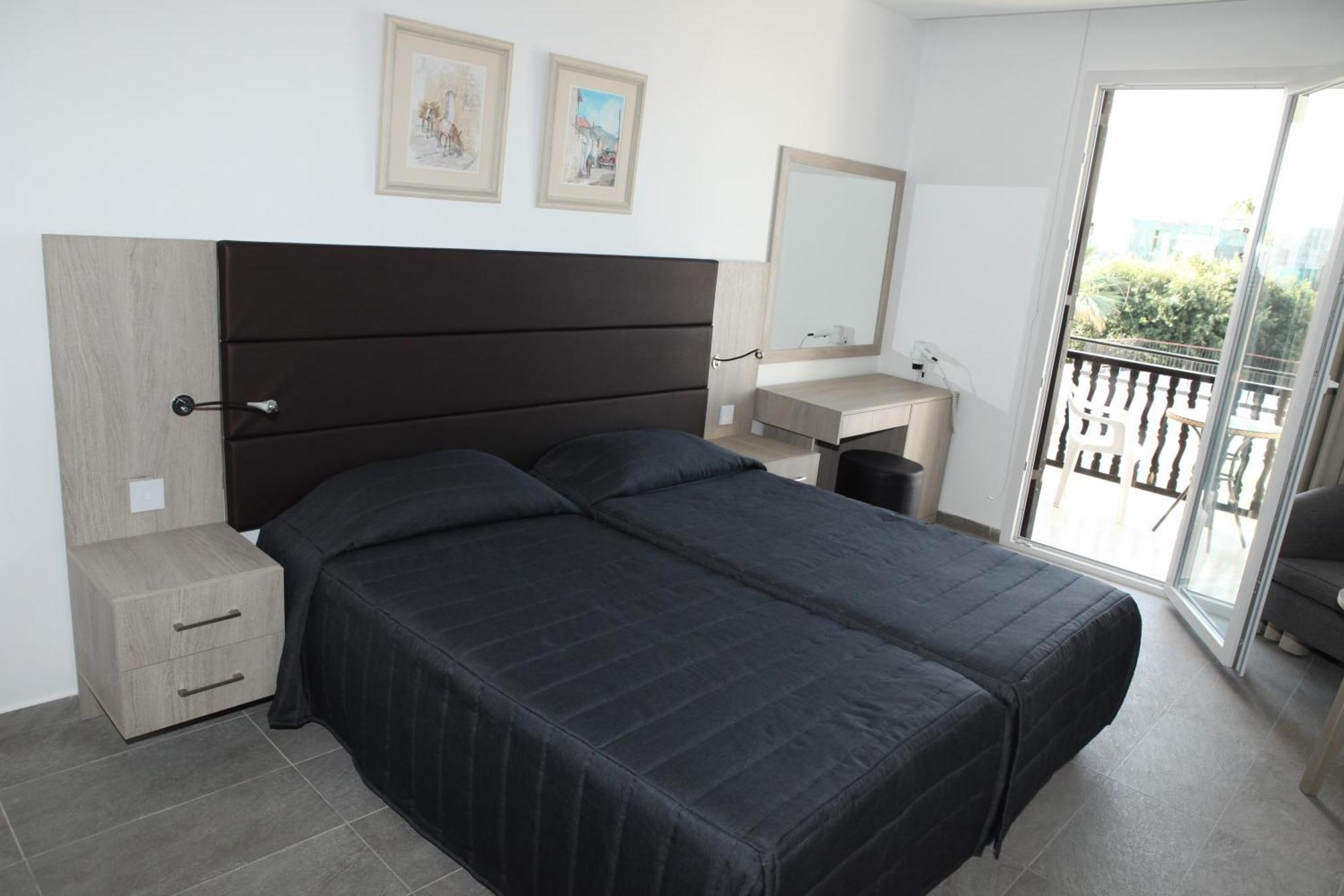 Superior Double or Twin Room Garden or Inland View