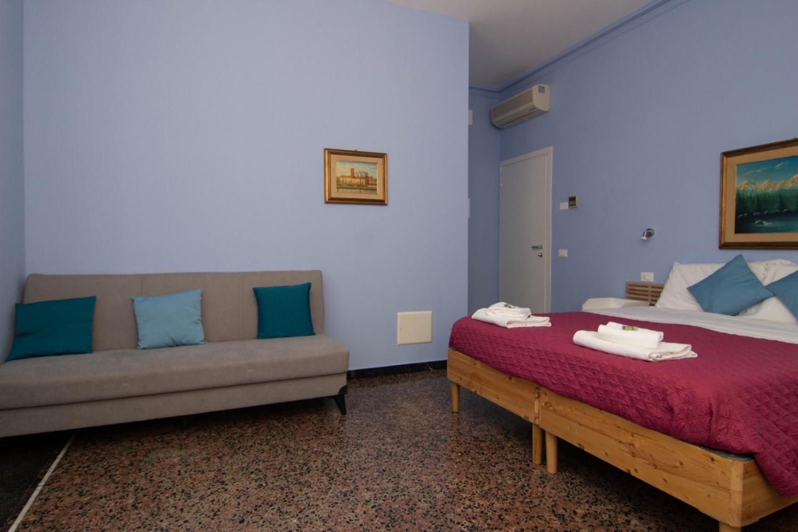Triple Room Private Bathroom