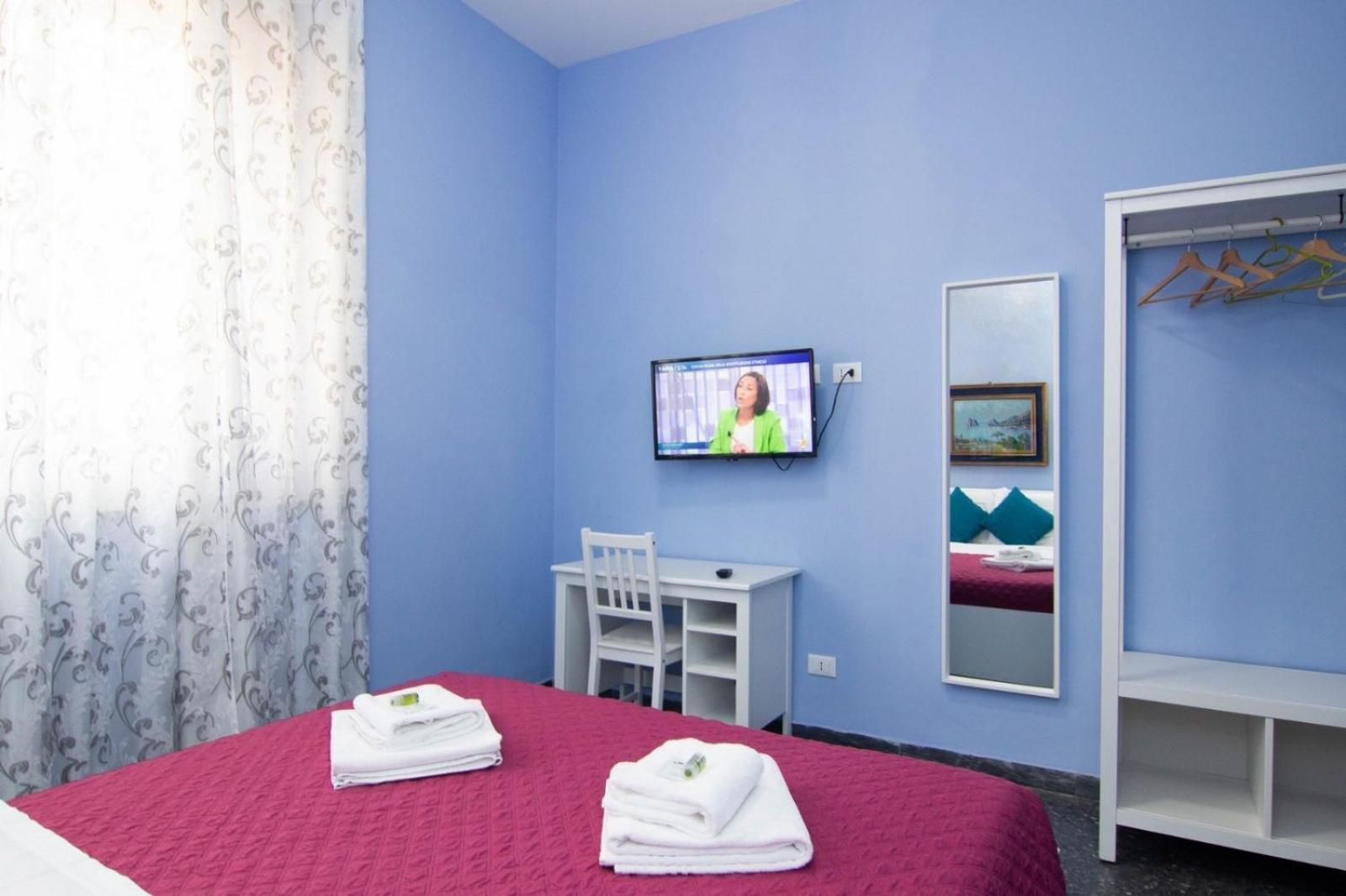 Double Room Private Bathroom