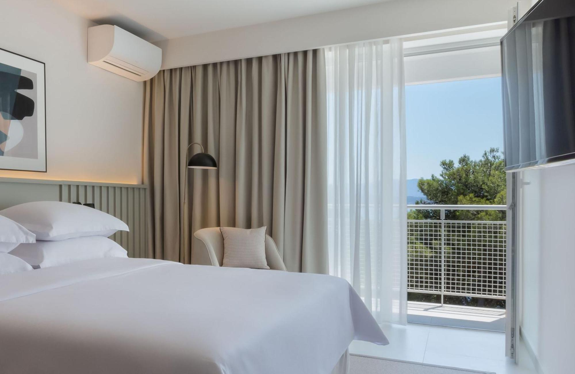 Standard Double or Twin Room Balcony Sea Side