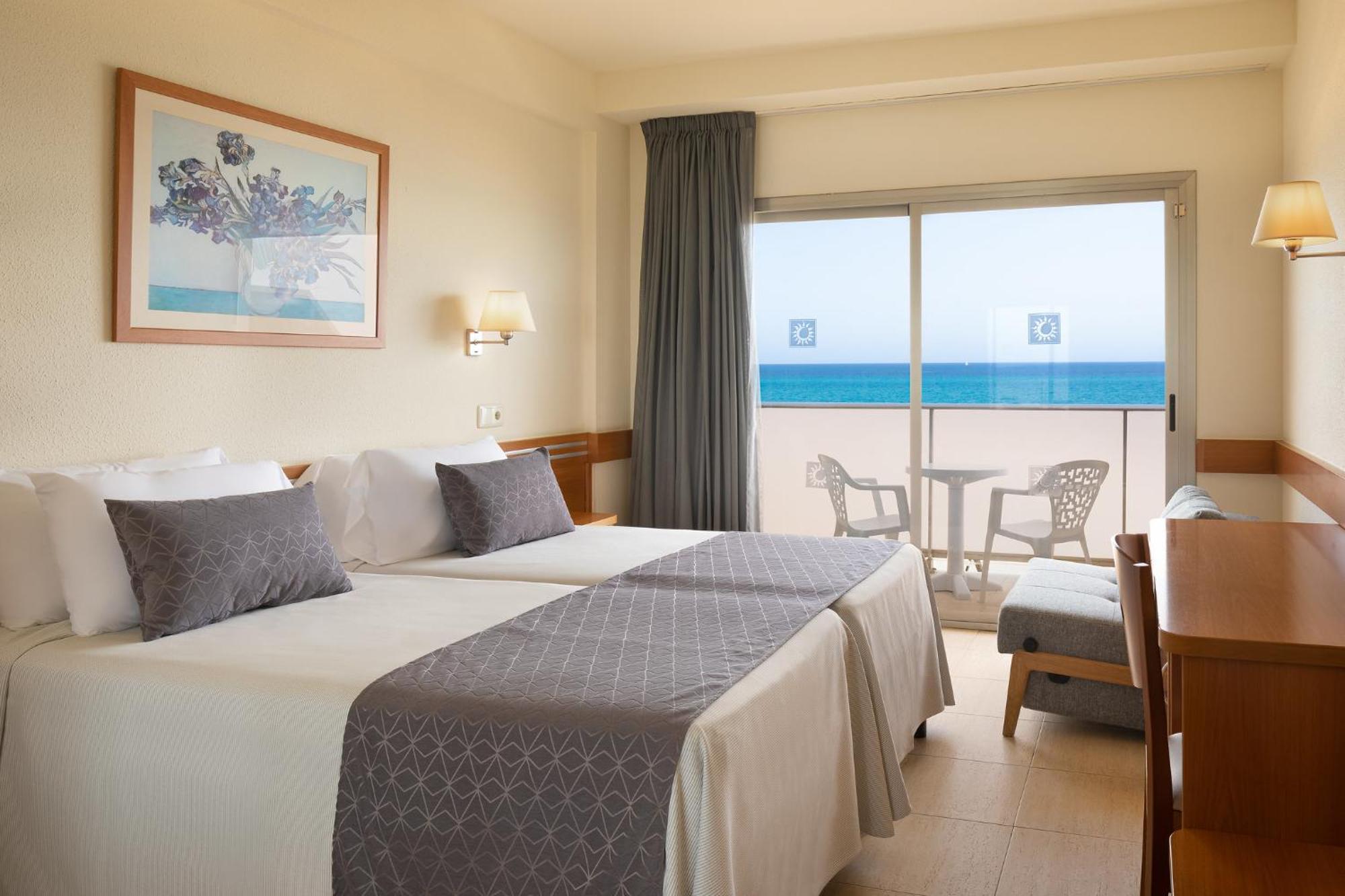 Twin Room Sea View