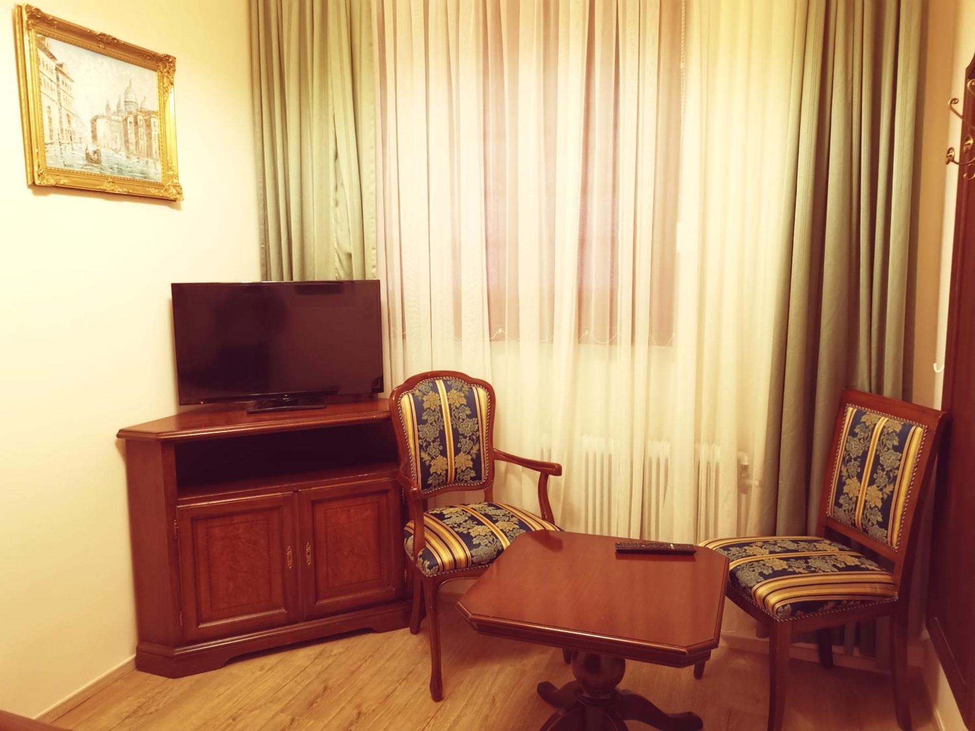 Superior Apartment