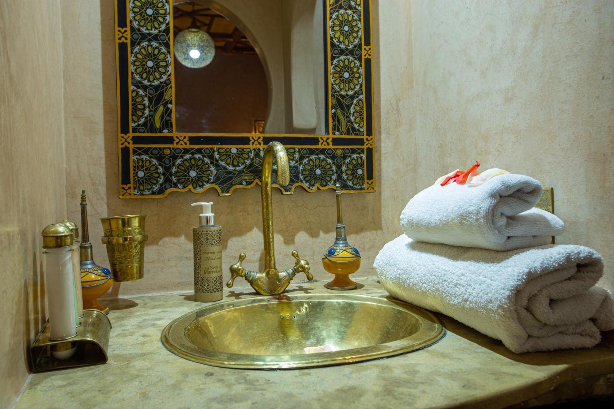 Triple Room Private Bathroom,1611075391:JPEG