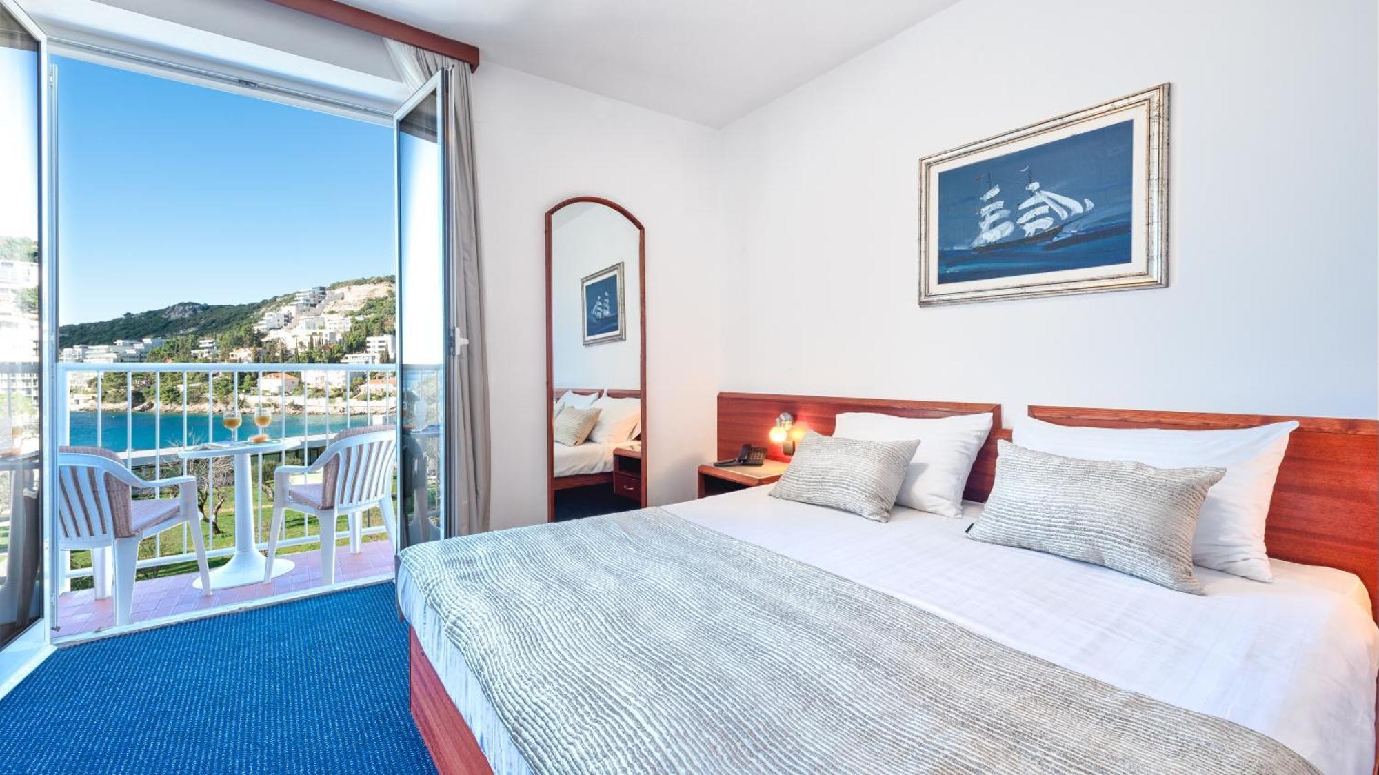 Double or Twin Room Balcony Sea View