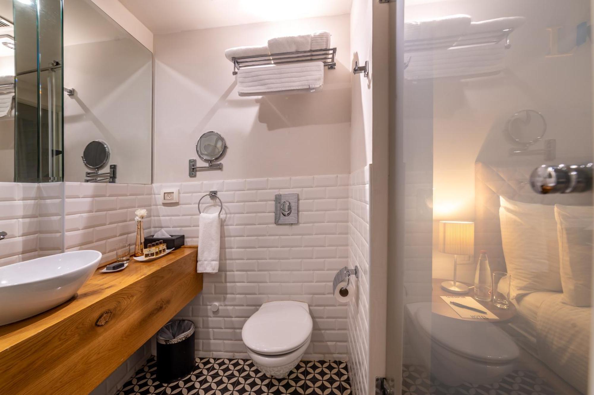 Single Junior Room