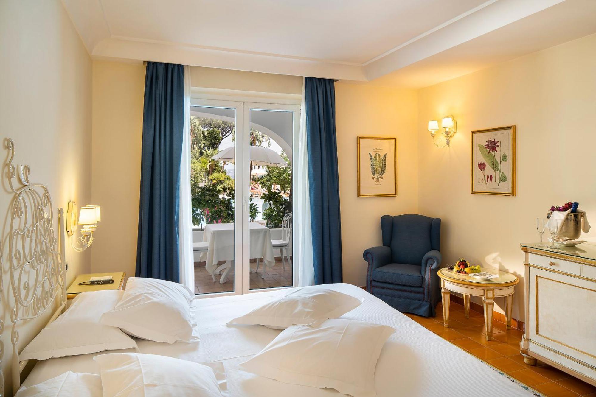 Superior Double or Twin Room Garden View