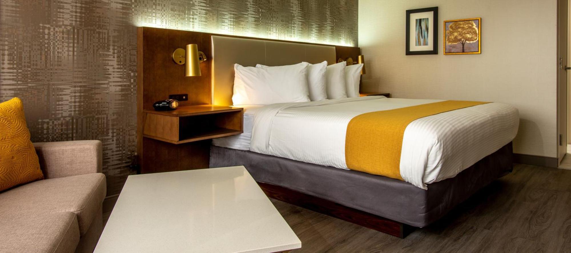 Silver Room King Bed