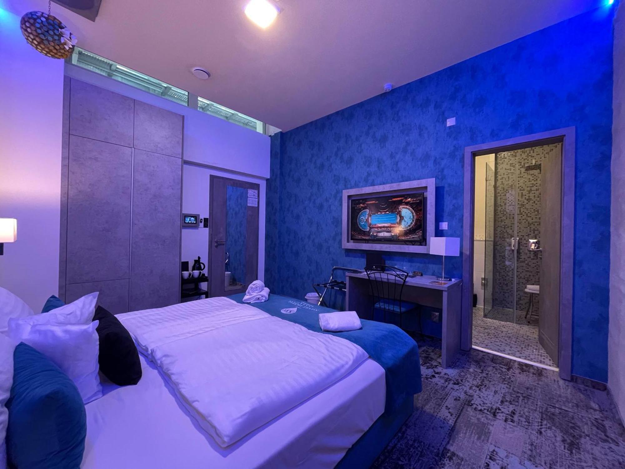 Standard Double Room without window
