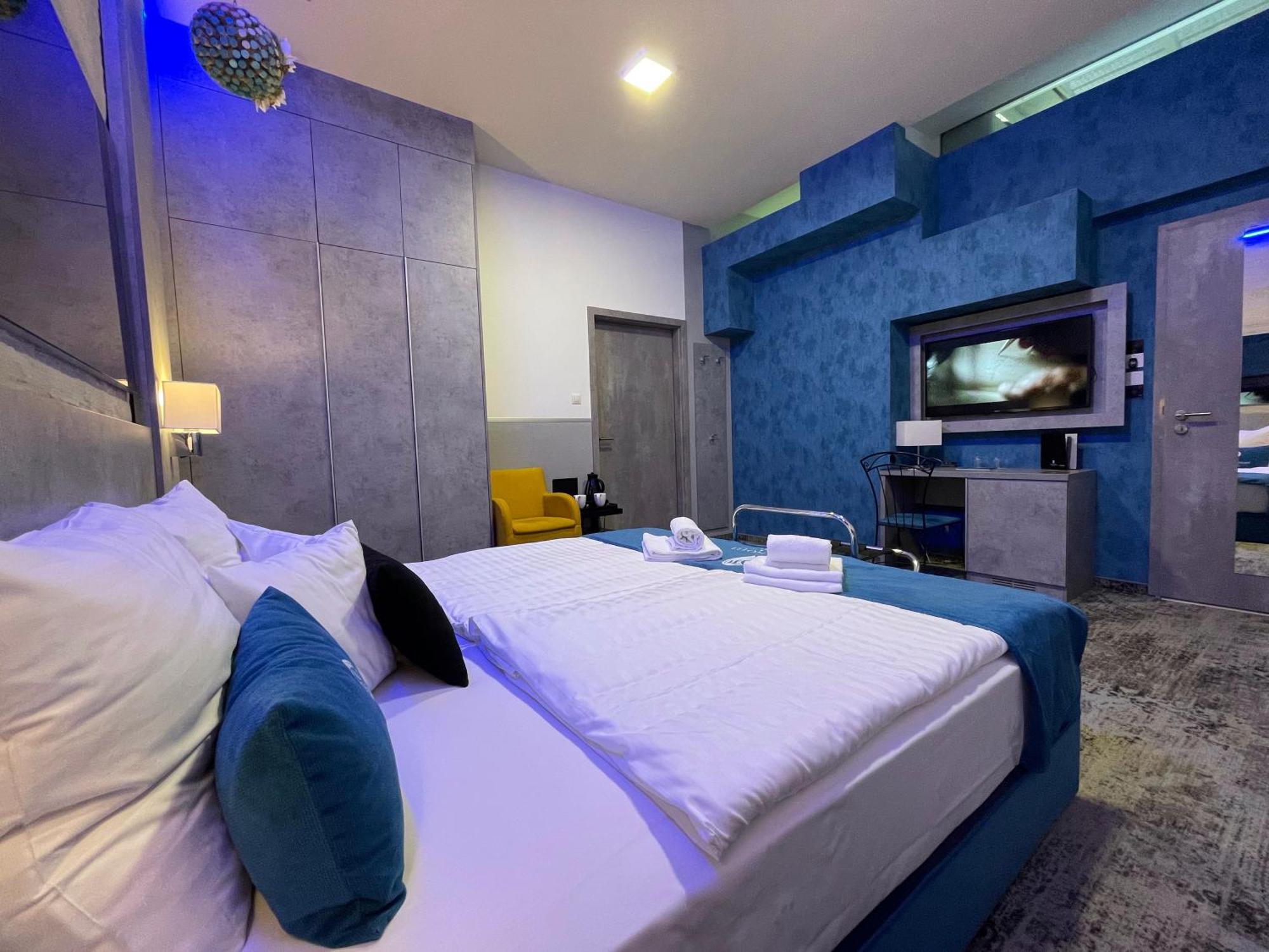 Standard Double Room without window