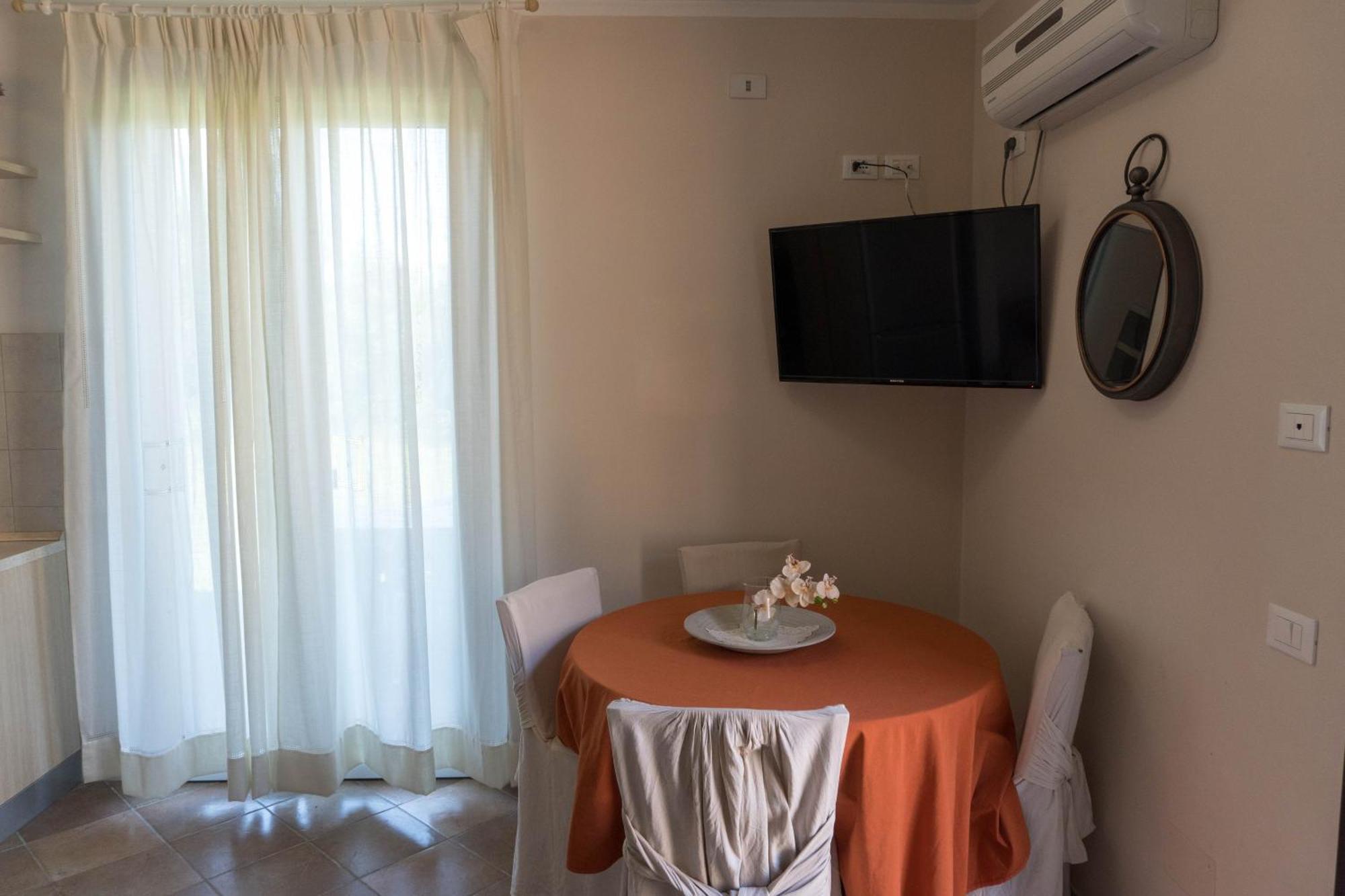 Superior One-Bedroom Apartment