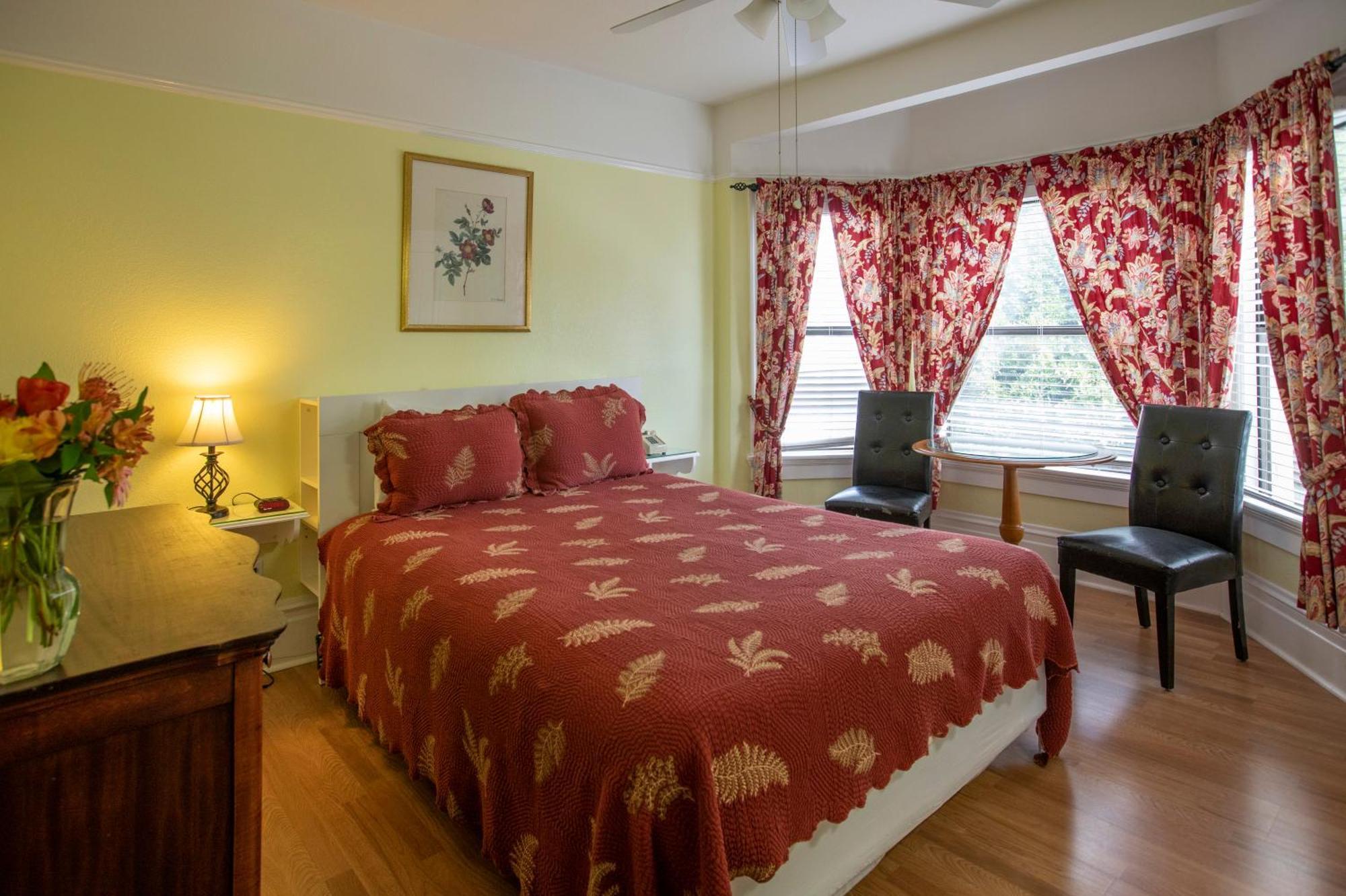 Queen Room