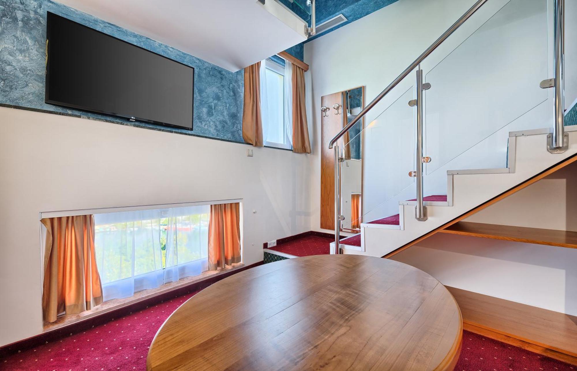Suite River View