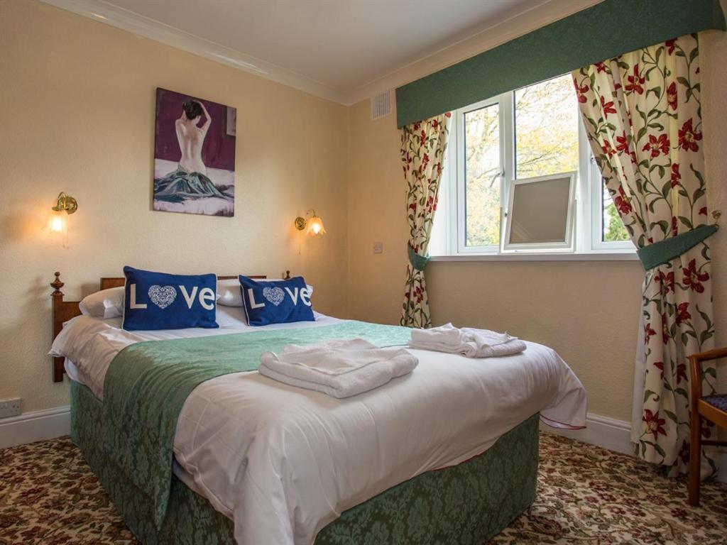 Double Room Private Bathroom