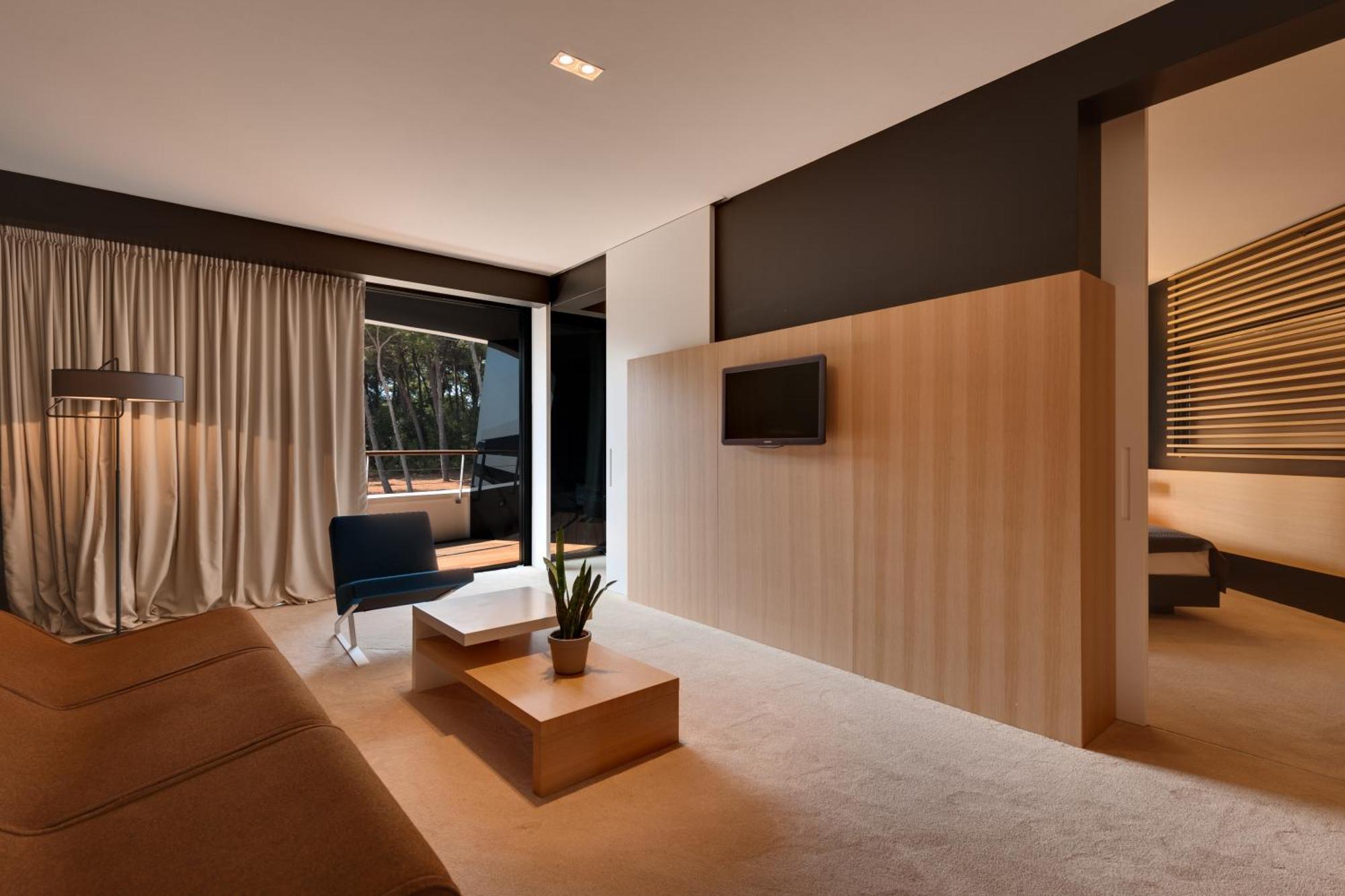 Suite Gallery