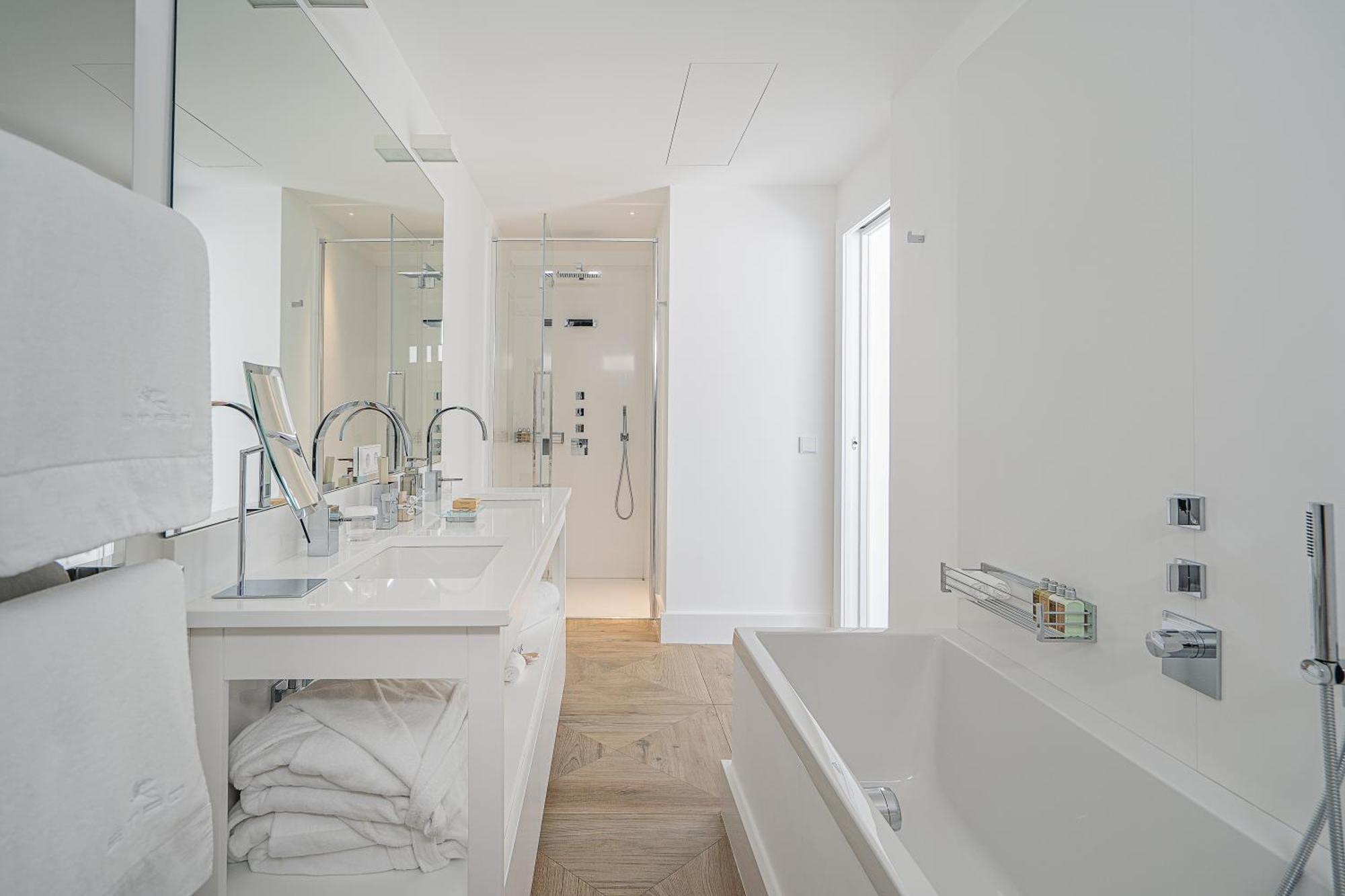 Quarto Duplo ou Twin Deluxe com Vista Mar