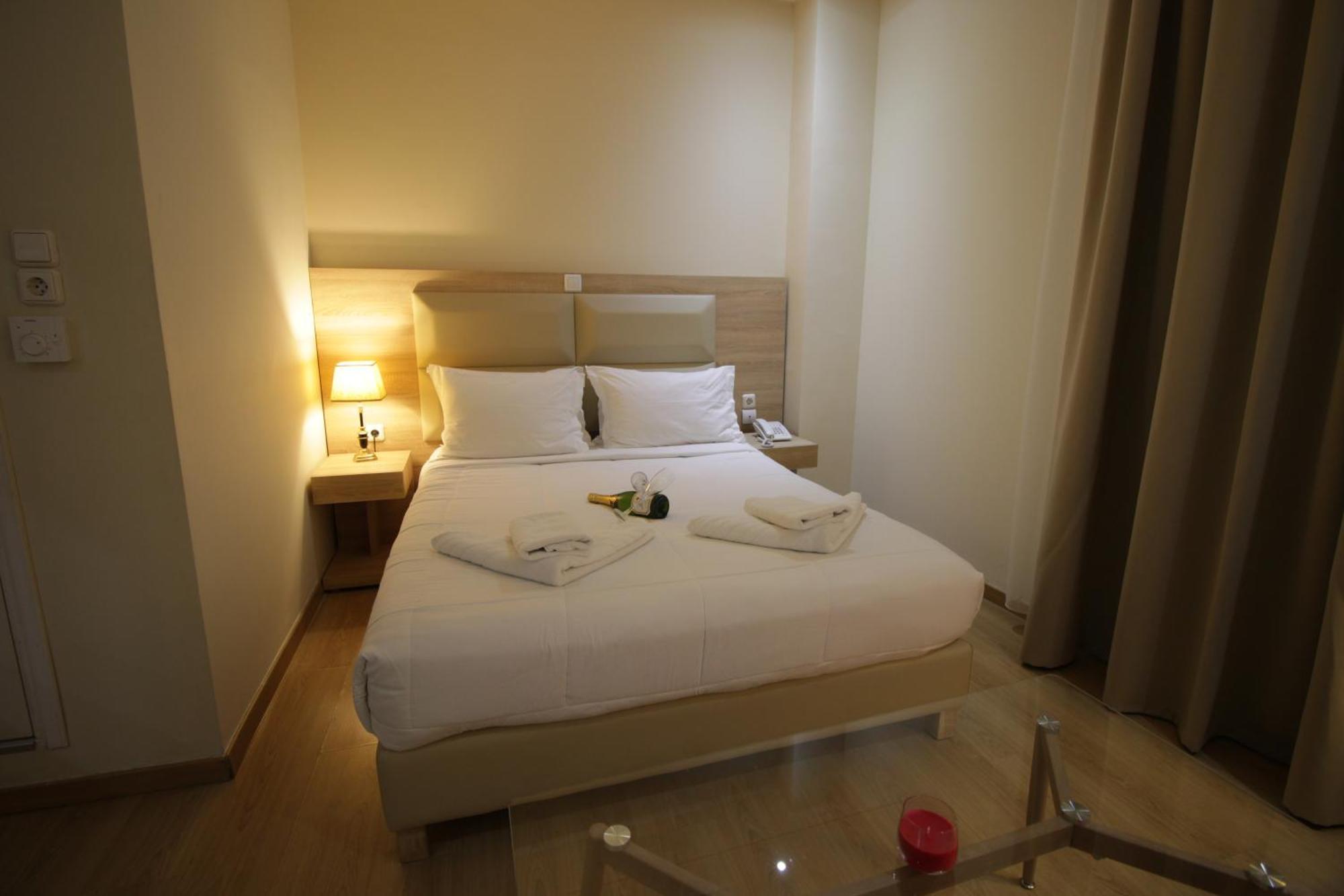 Deluxe Room En Suite Bathroom
