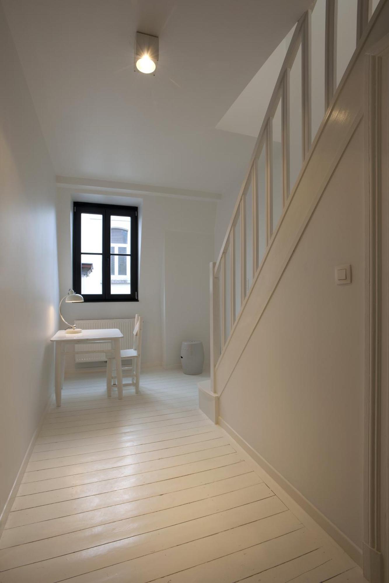 Twin Room Shower