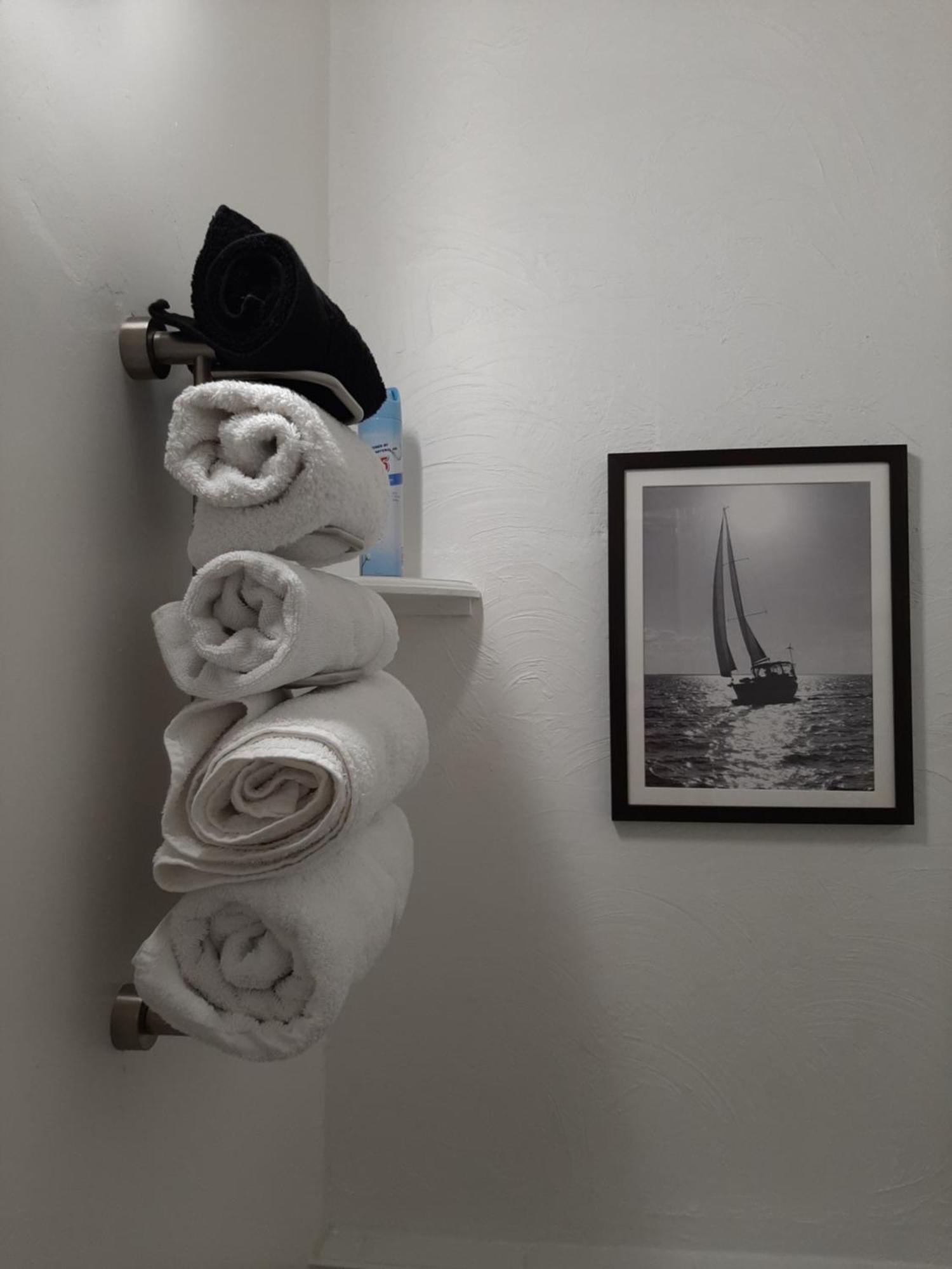 Small Twin Room En-Suite