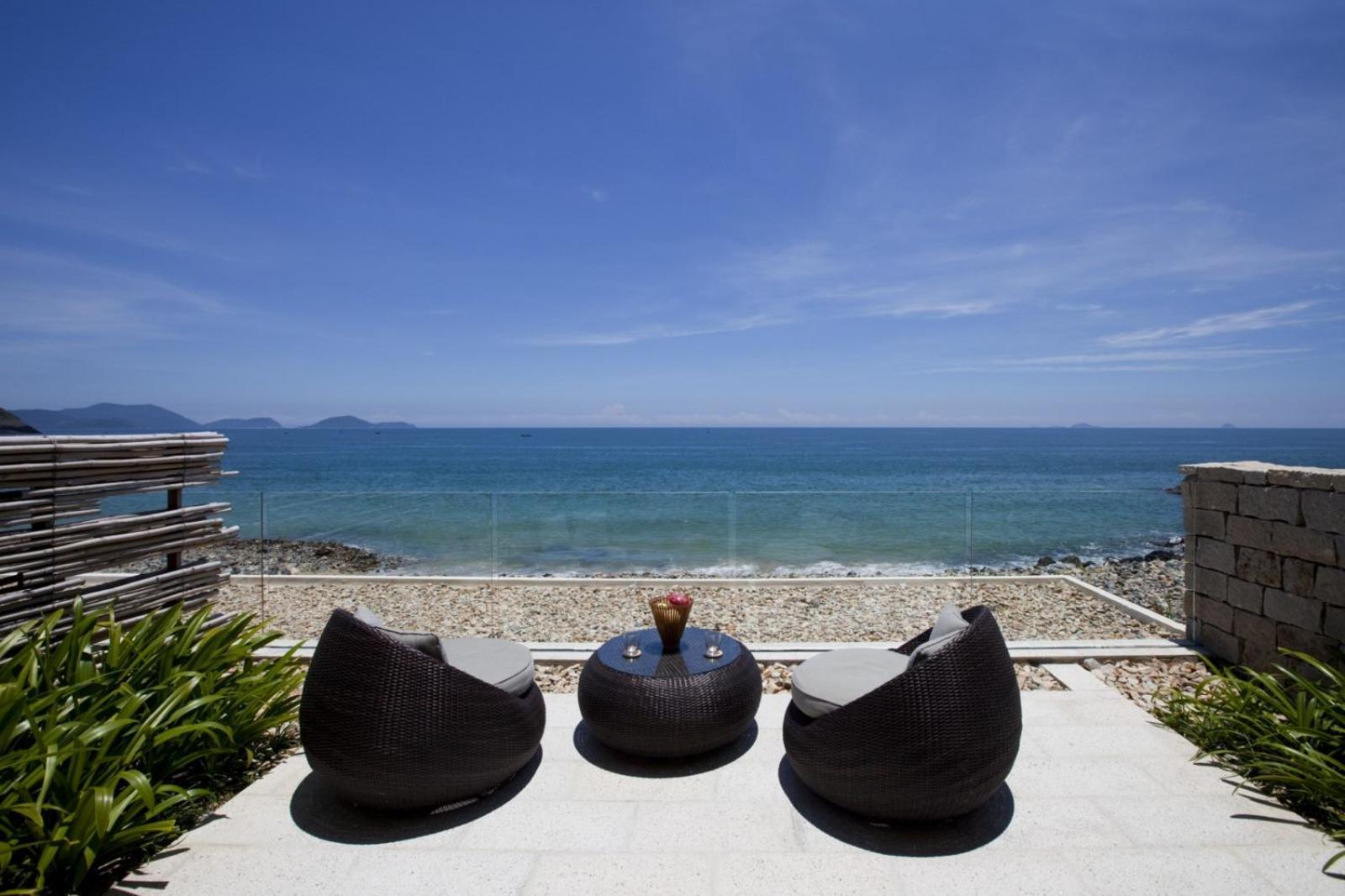 Ocean View One-Bedroom Twin Room