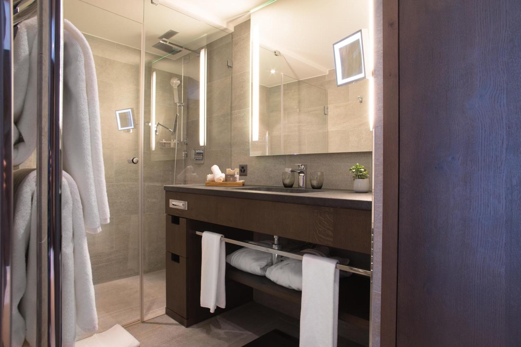 Suite forest view