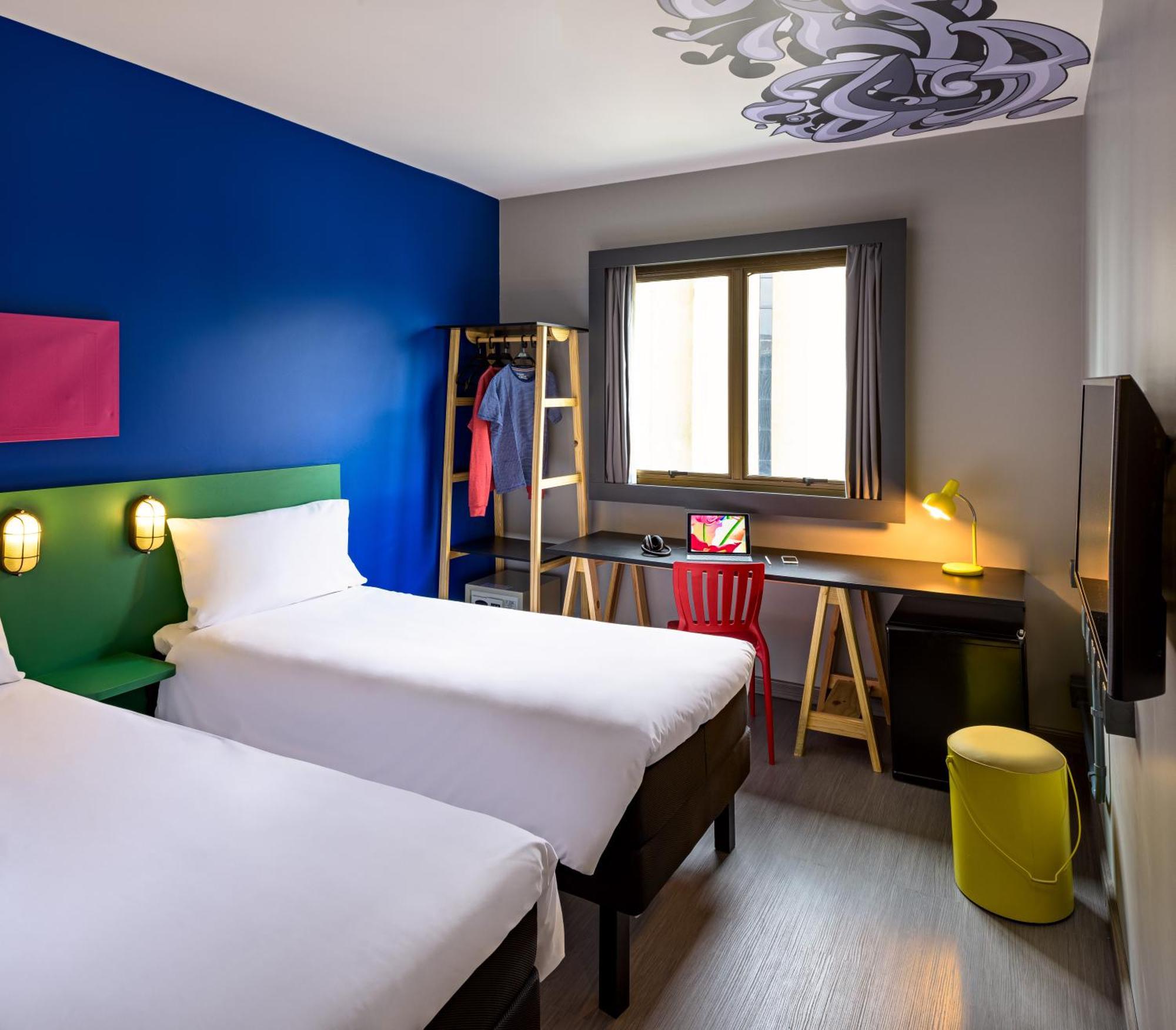 Standard Apartment Twin Beds